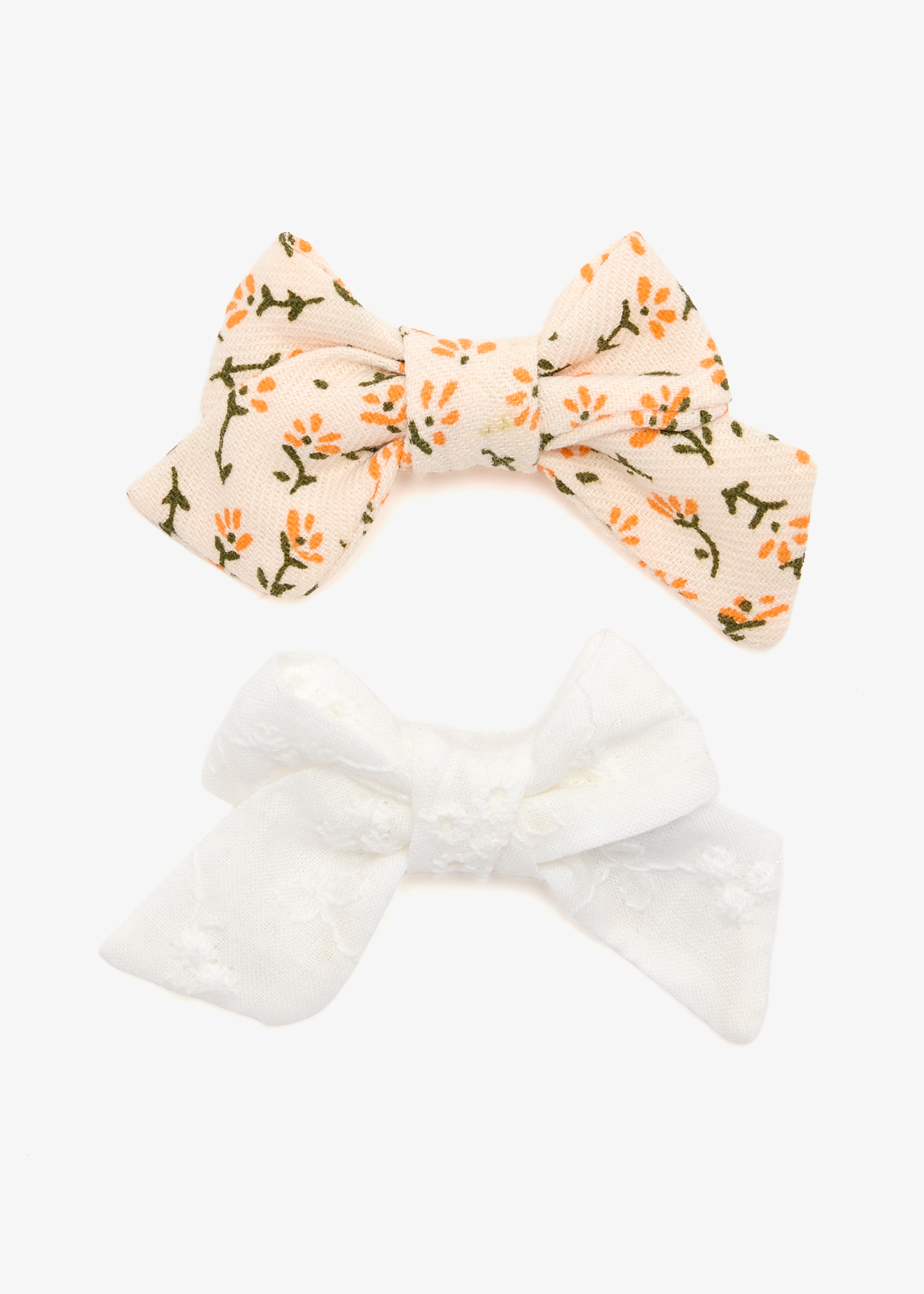 Maggie Bow clips, White
Maggie Bow clips, White