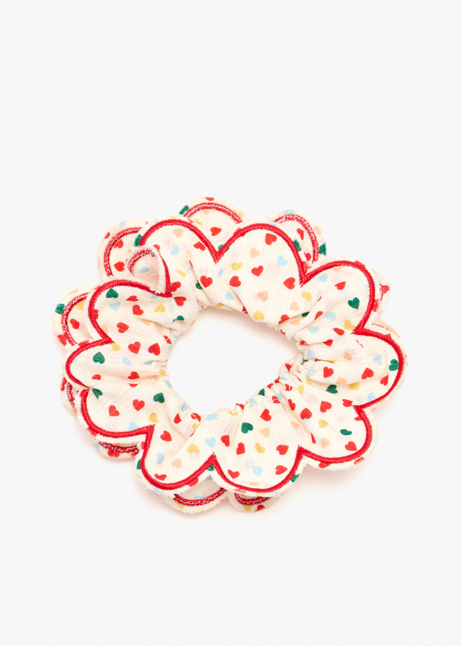 Heart scalloped scrunchie, Cream
Heart scalloped scrunchie, Cream