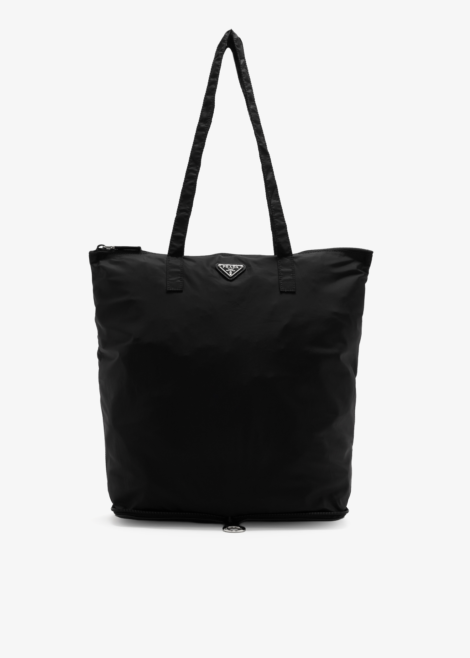 Saffiano leather pendant with Re-Nylon tote bag, Black
Saffiano leather pendant with Re-Nylon tote bag, Black