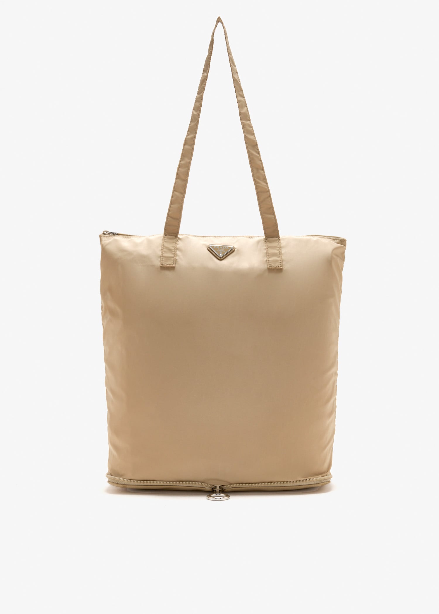 Saffiano leather pendant with Re-Nylon tote bag, Beige
Saffiano leather pendant with Re-Nylon tote bag, Beige