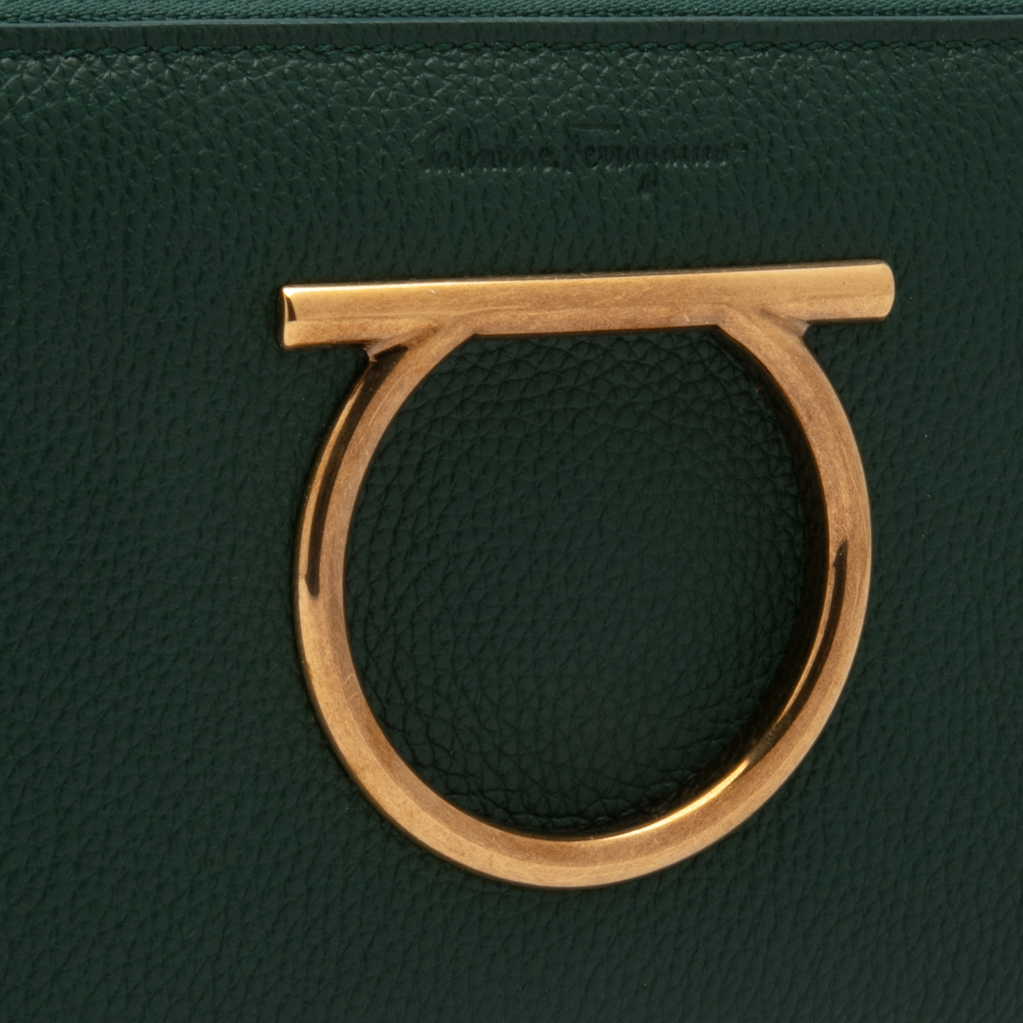 Zip around wallet, Green