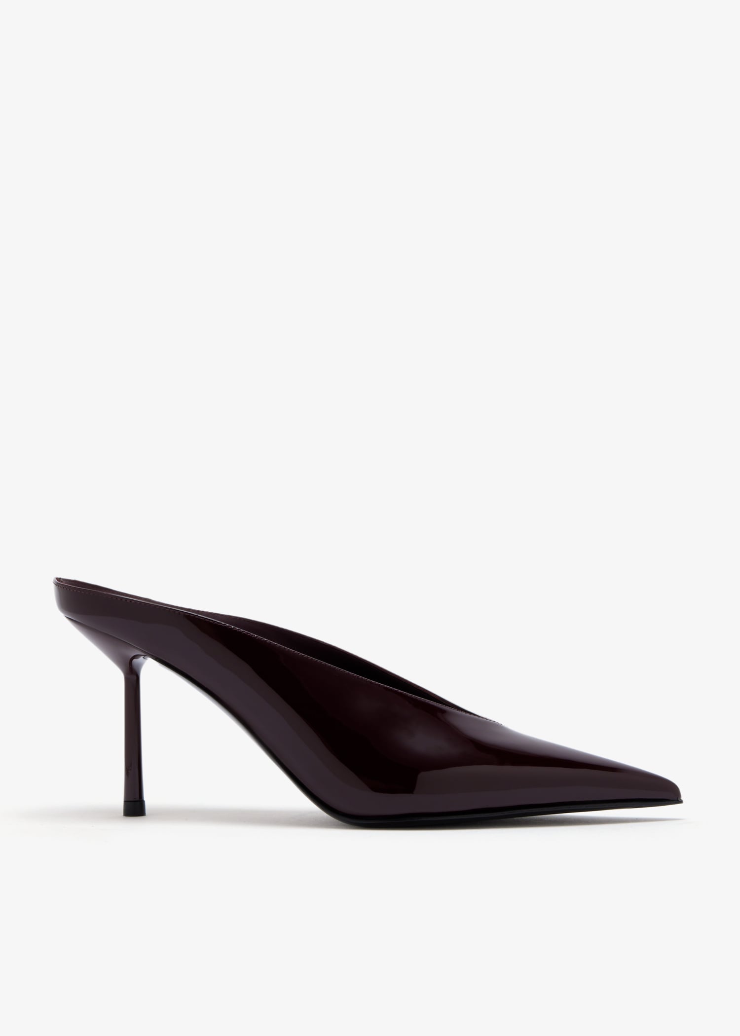 Clivage mules, Burgundy
Clivage mules, Burgundy
