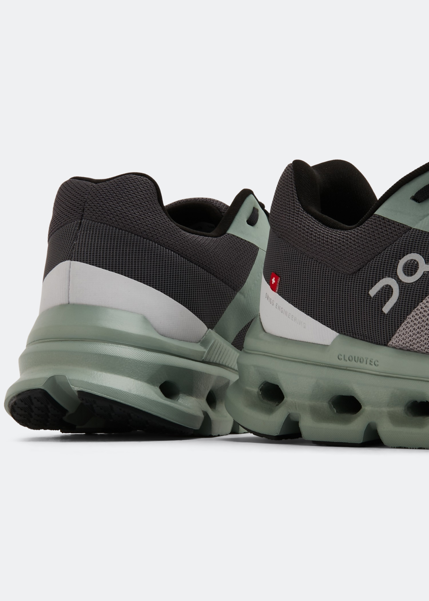 Cloudrunner sneakers, Grey 
Cloudrunner sneakers, Grey