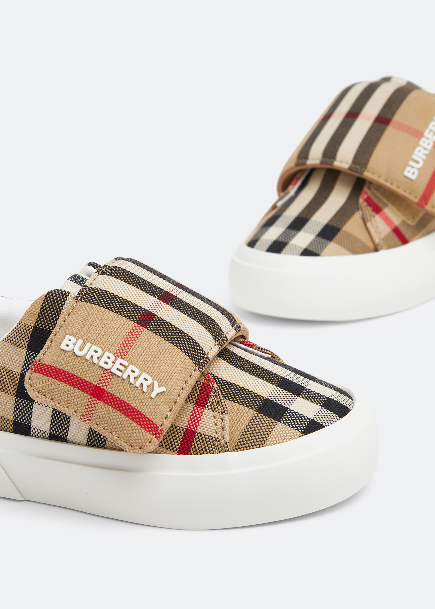 James sneakers, Prints
James sneakers, Prints