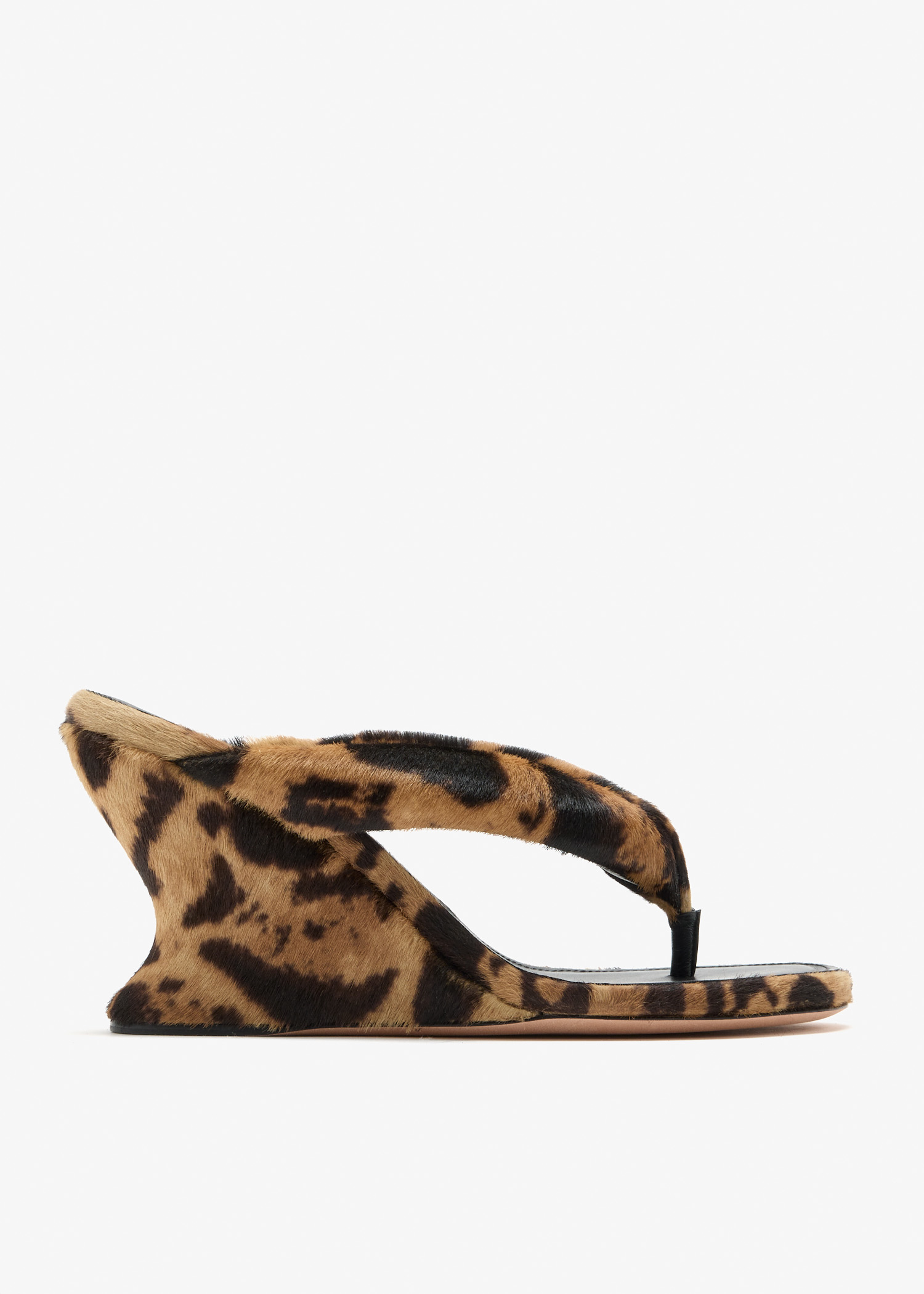 Gaeta wedge thong sandals, Animal printed
Gaeta wedge thong sandals, Animal printed