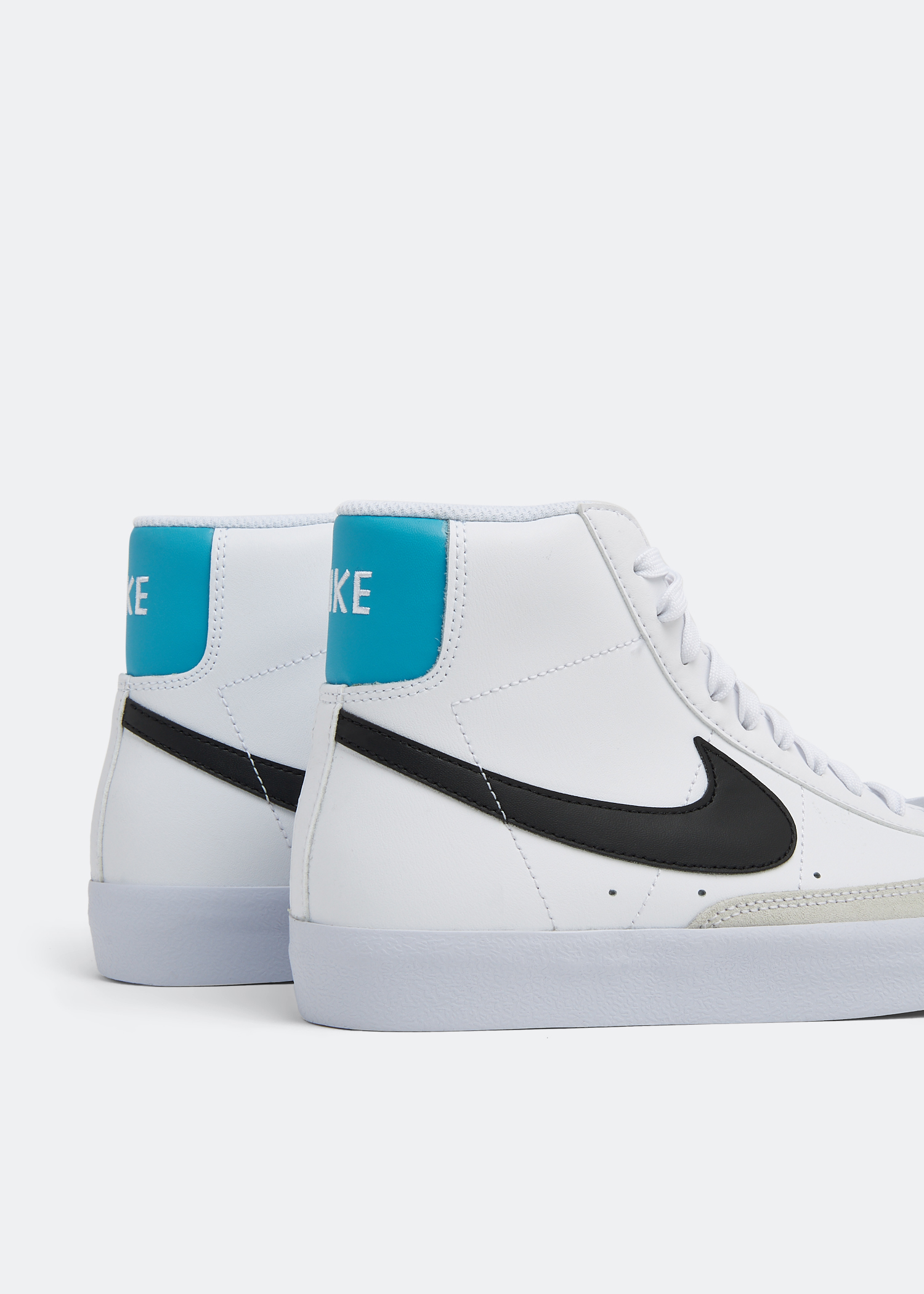 Blazer Mid 77 sneakers, White
