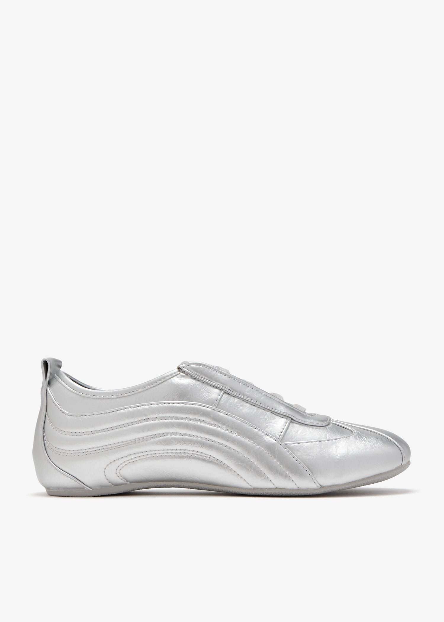 Ferne Streamlined Lustrous sneakers, Silver
Ferne Streamlined Lustrous sneakers, Silver