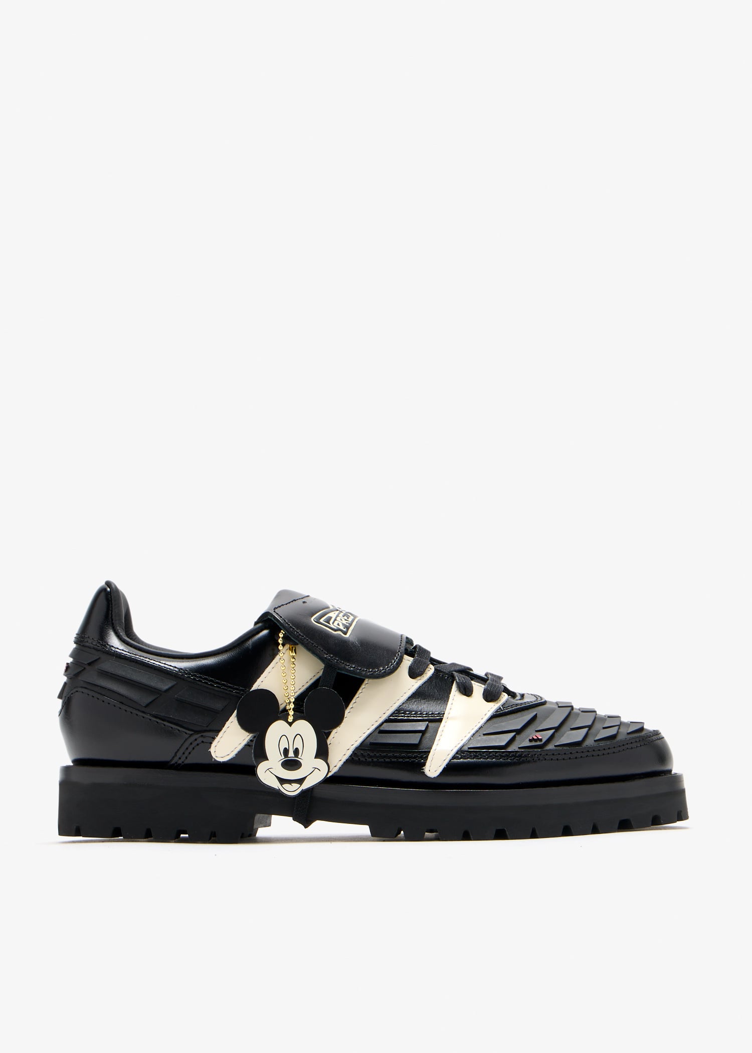 x Brain Dead x Disney Predator sneakers, Black
x Brain Dead x Disney Predator sneakers, Black