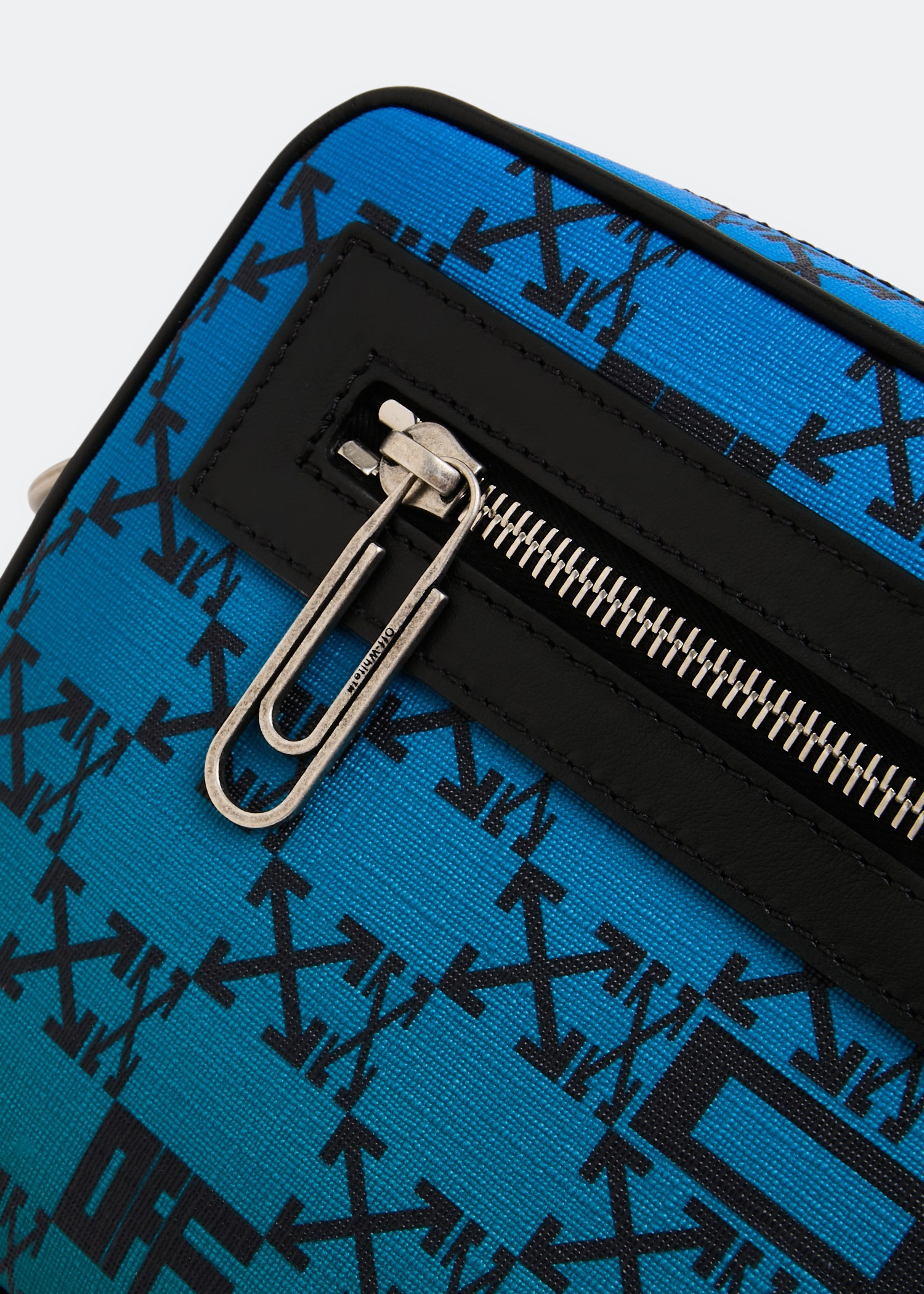 Allover clutch, Blue