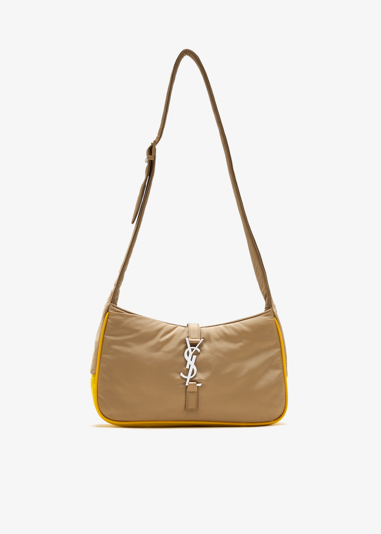 Le 5 À 7 shoulder bag, Brown
Le 5 À 7 shoulder bag, Brown