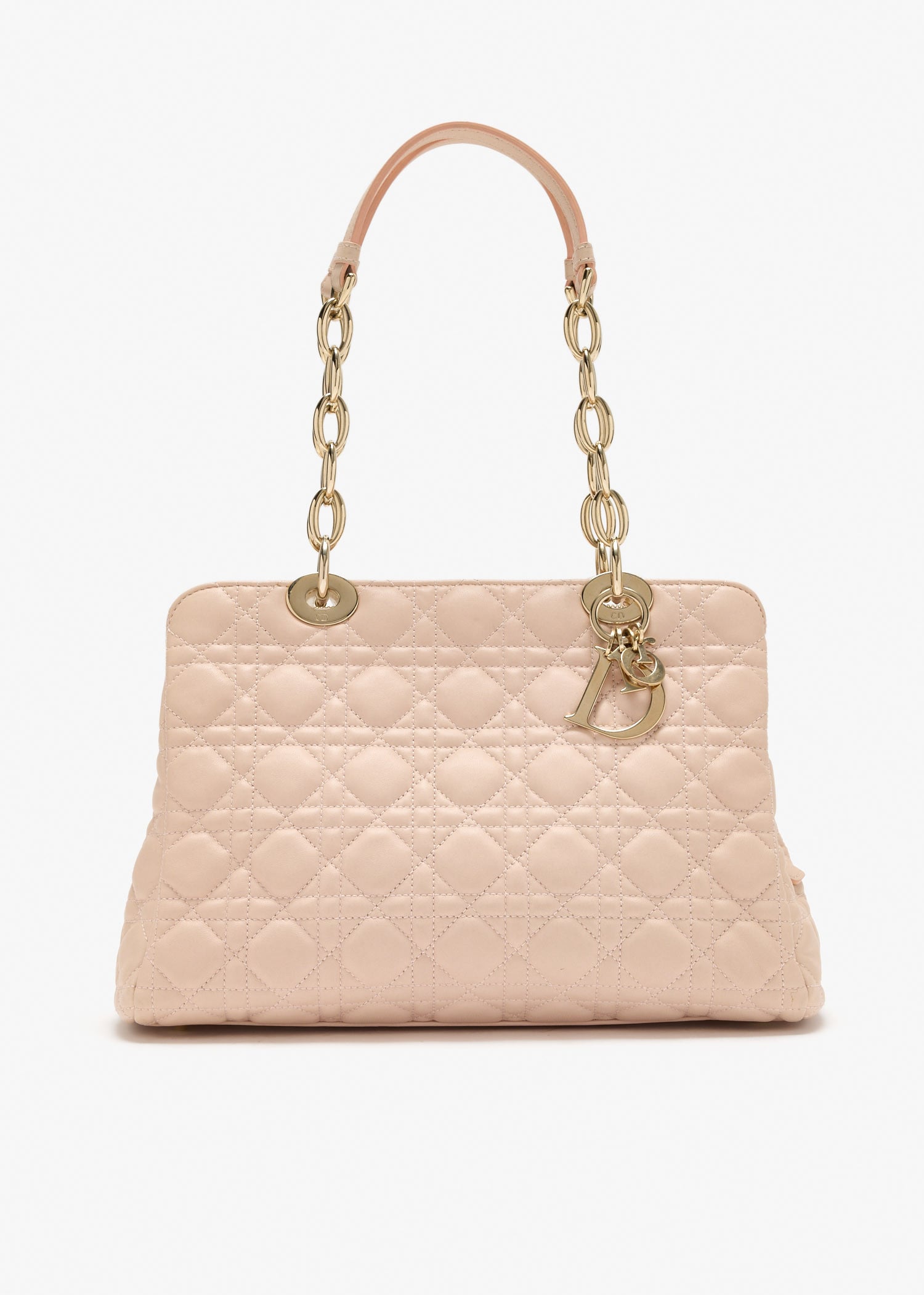 Medium Lady Dior bag, Beige
Medium Lady Dior bag, Beige