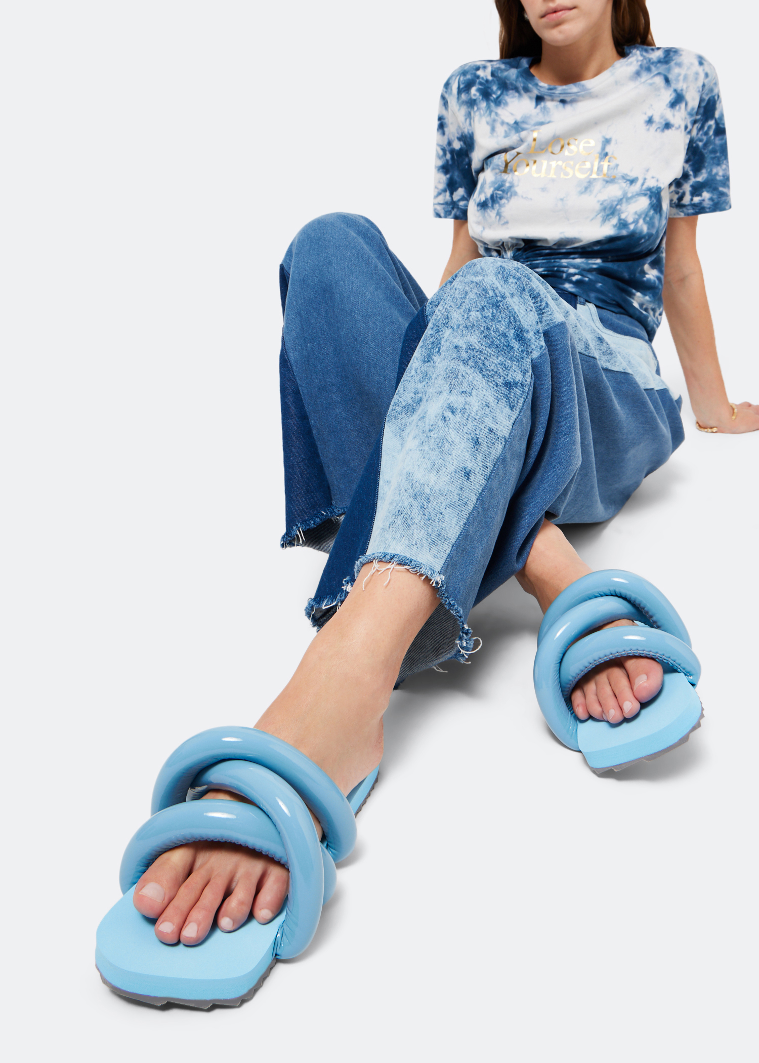 Tyre slides, Blue