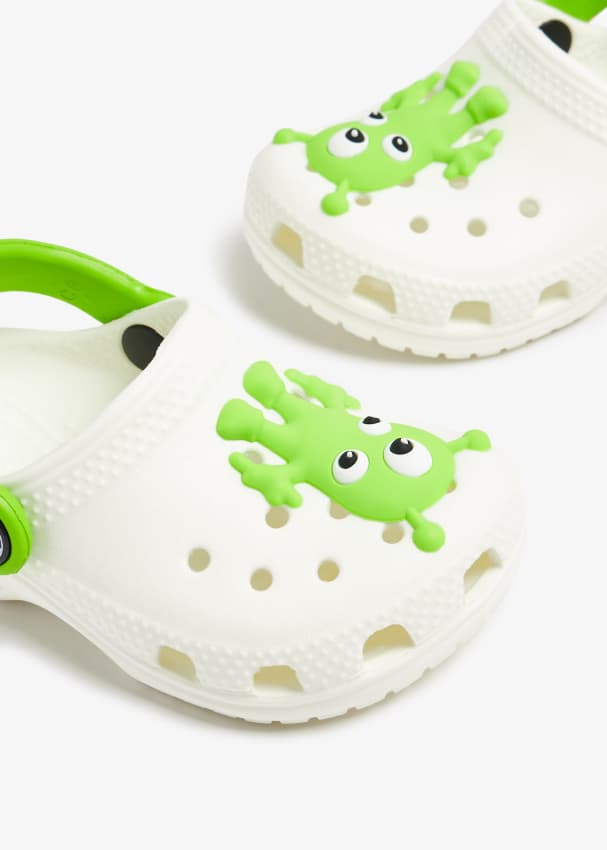 Crocs Classic Glow in the Dark Alien clogs for Baby - White in Kuwait ...
