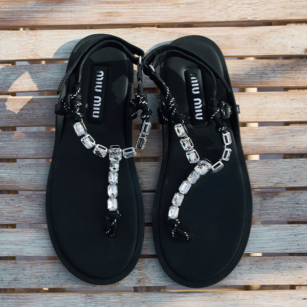 Shop Luxury Designers Shoes & Bags in Kuwait Level Shoes