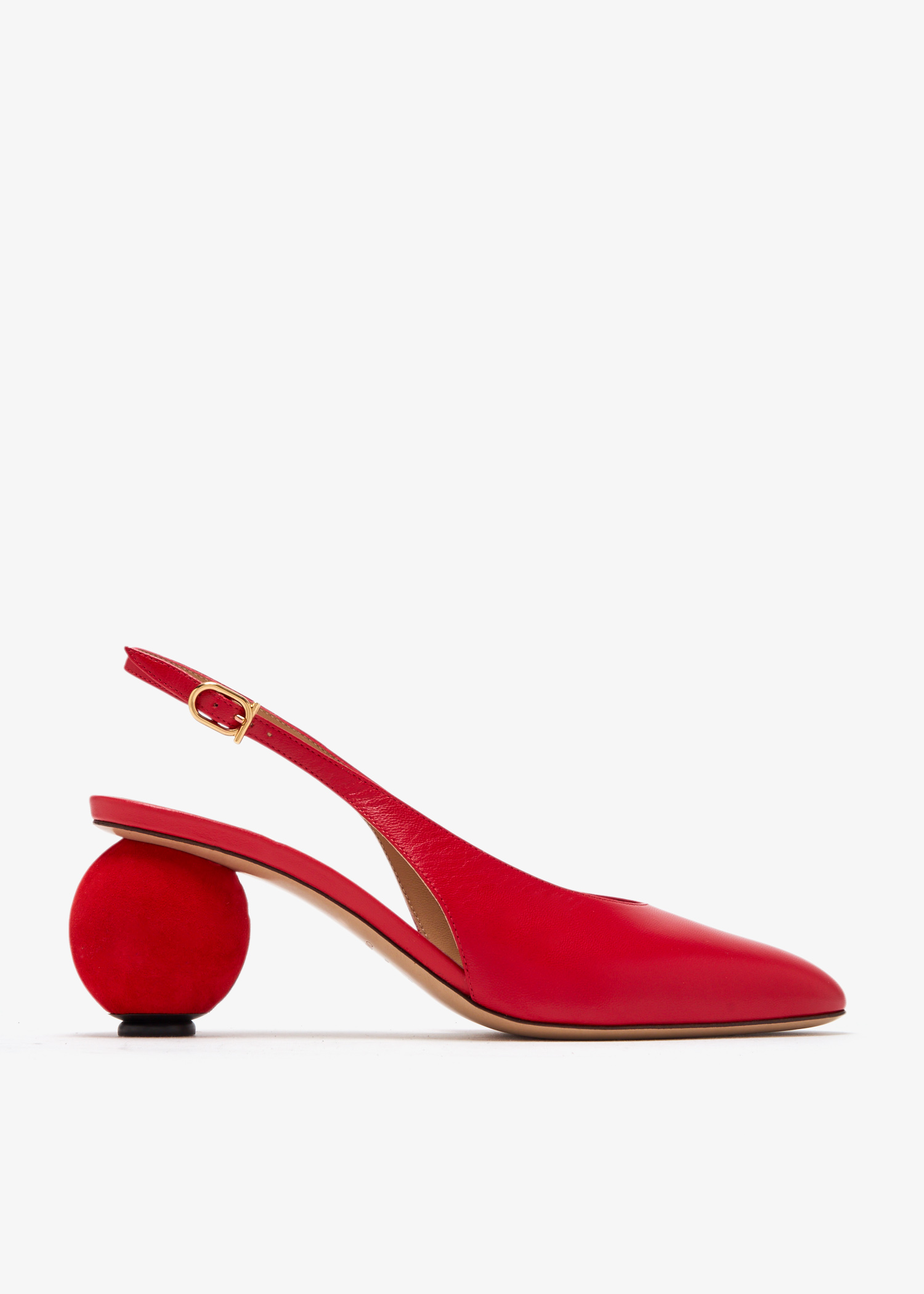 

Tessie pumps, Red