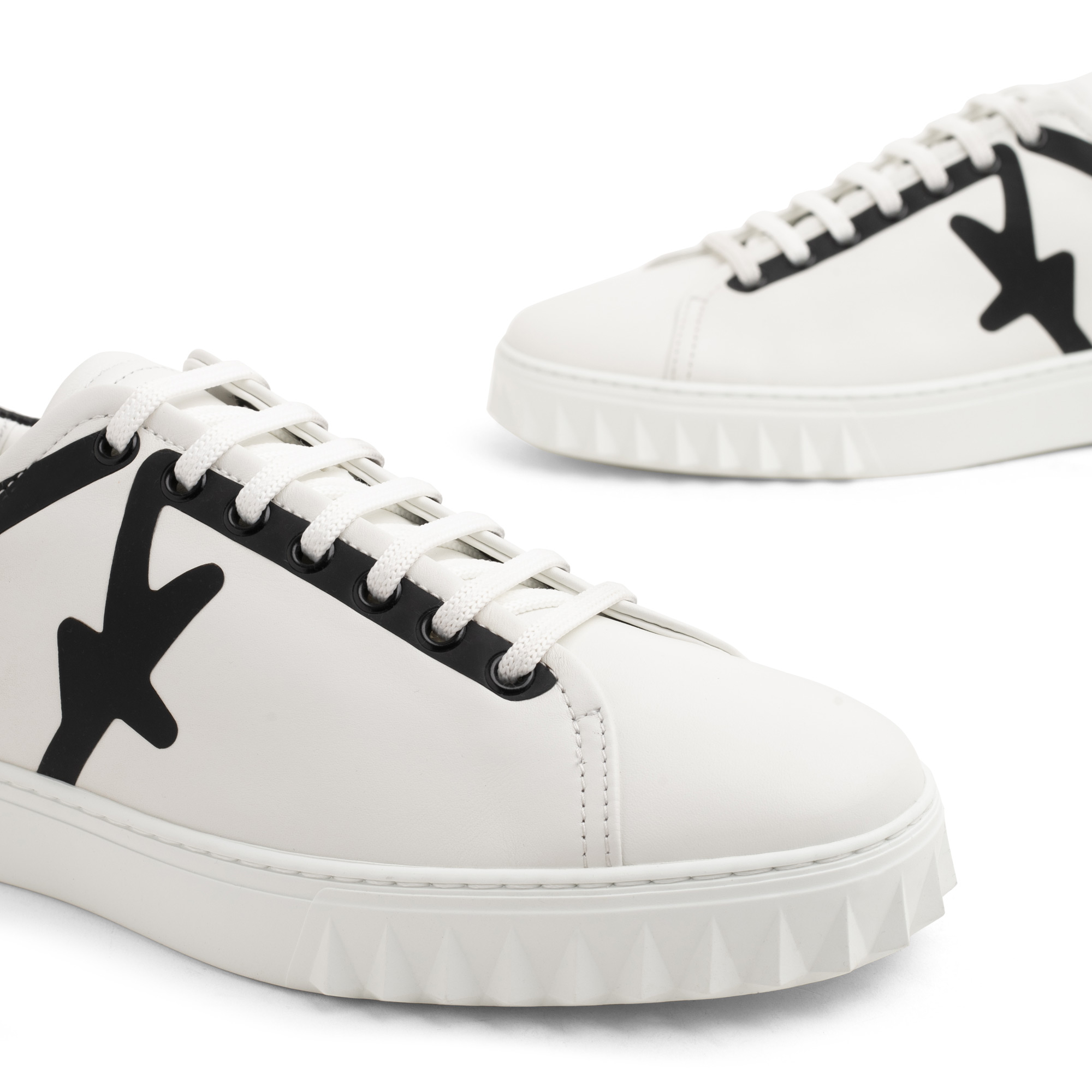 

Nephin sneakers, White