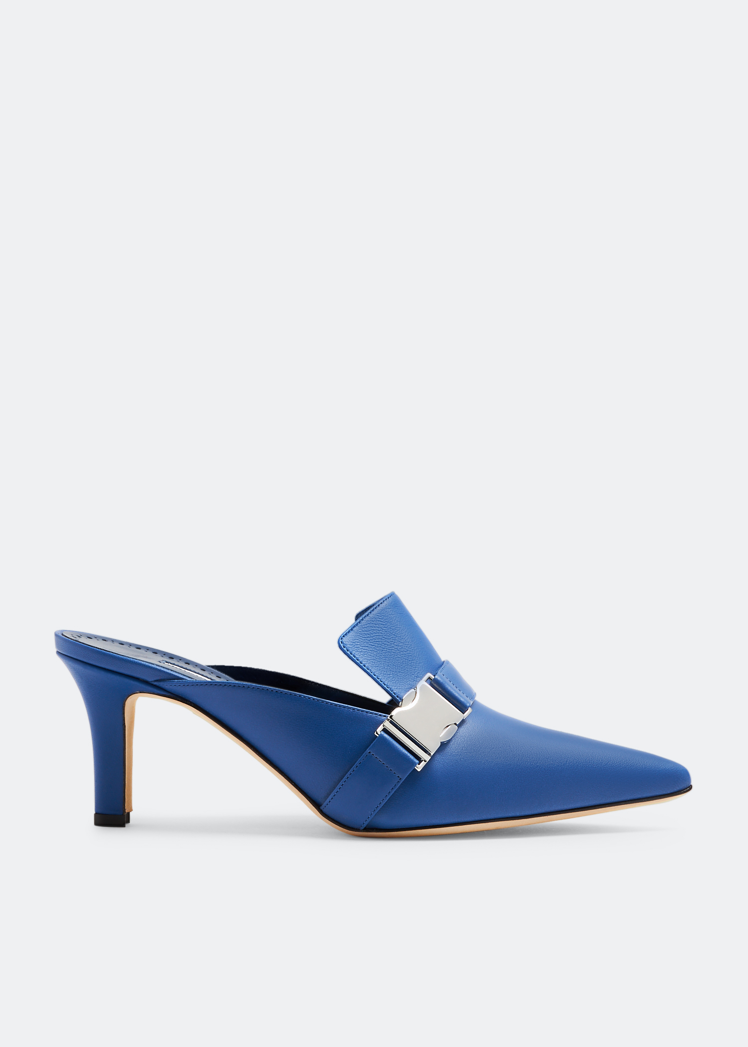 

Busiera mules, Blue