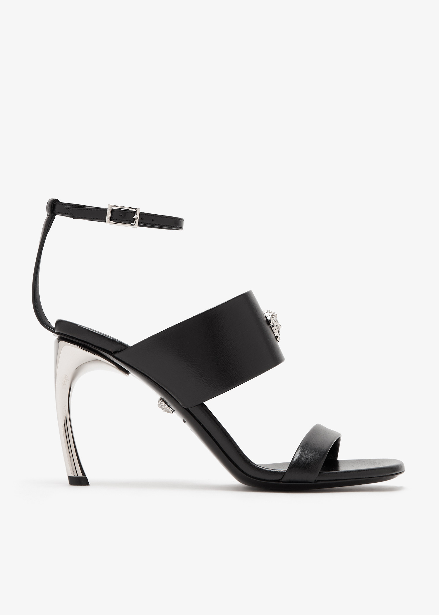 

Pincer sandals, Black