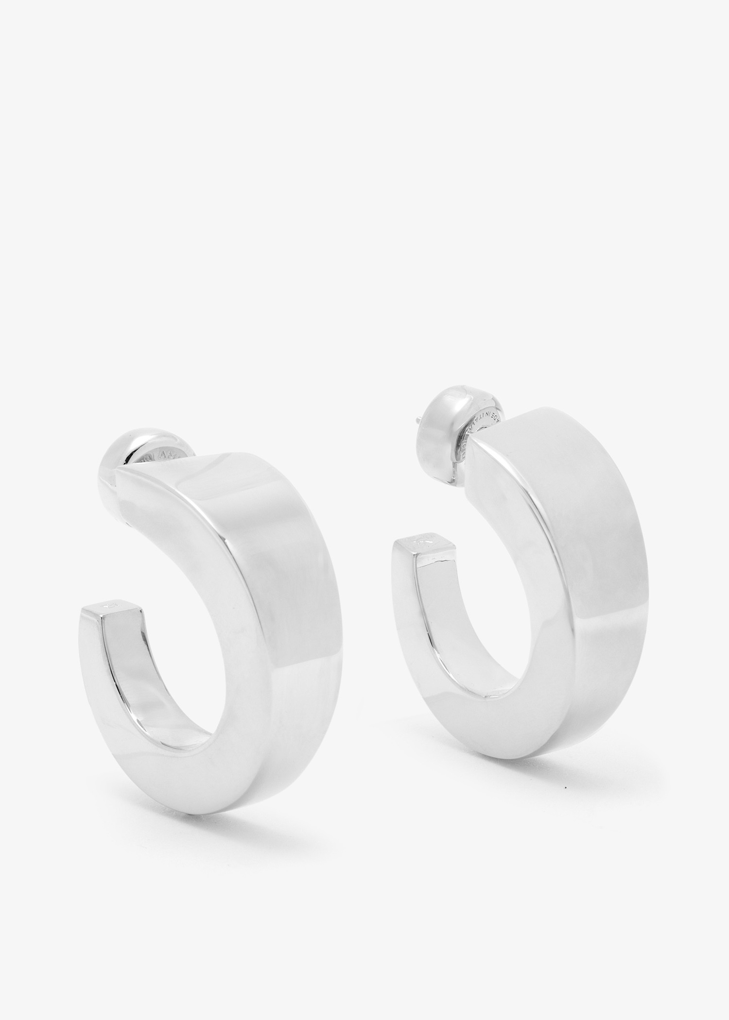 

Anok earrings, Silver