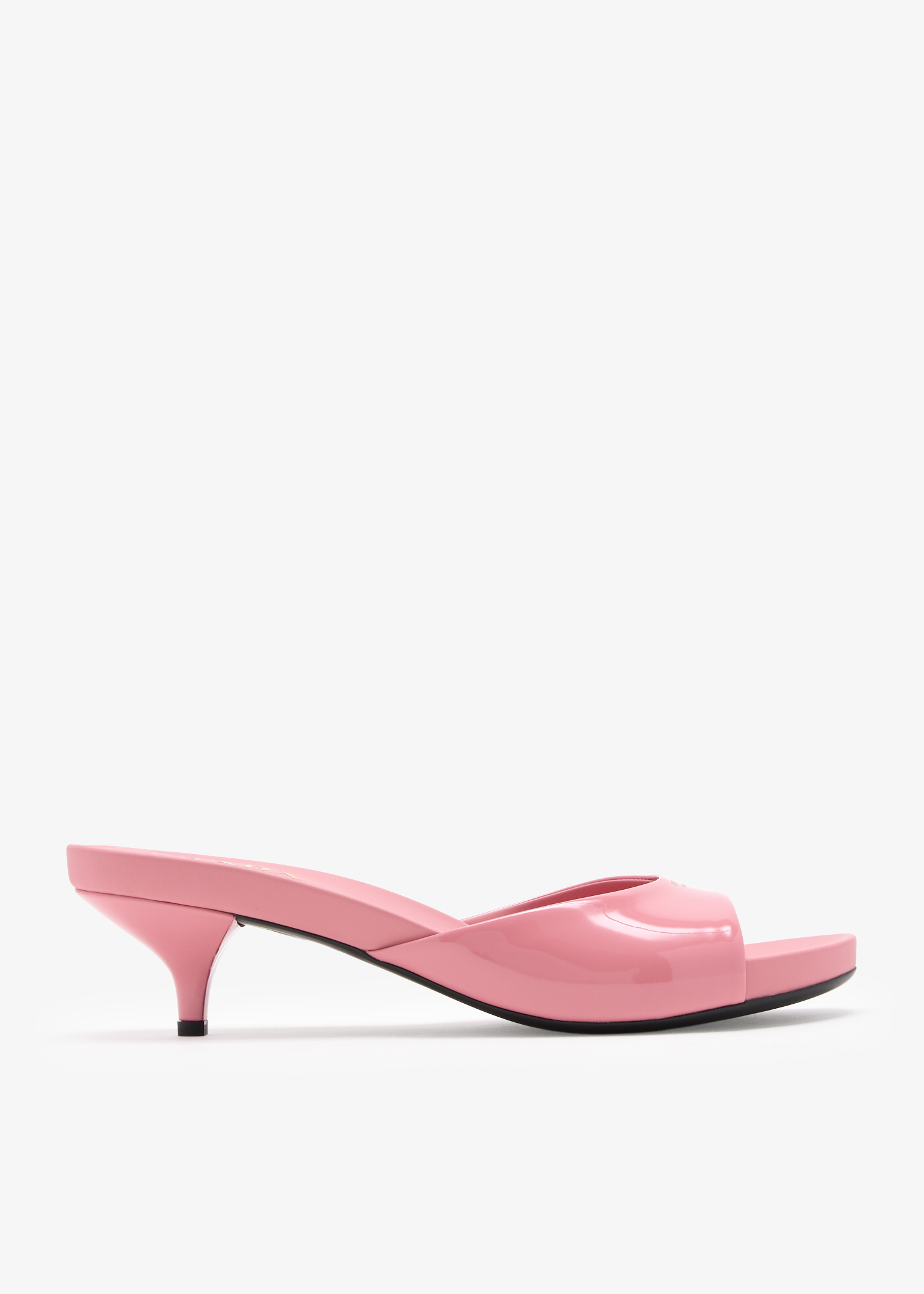 

Patent leather sandals, Pink