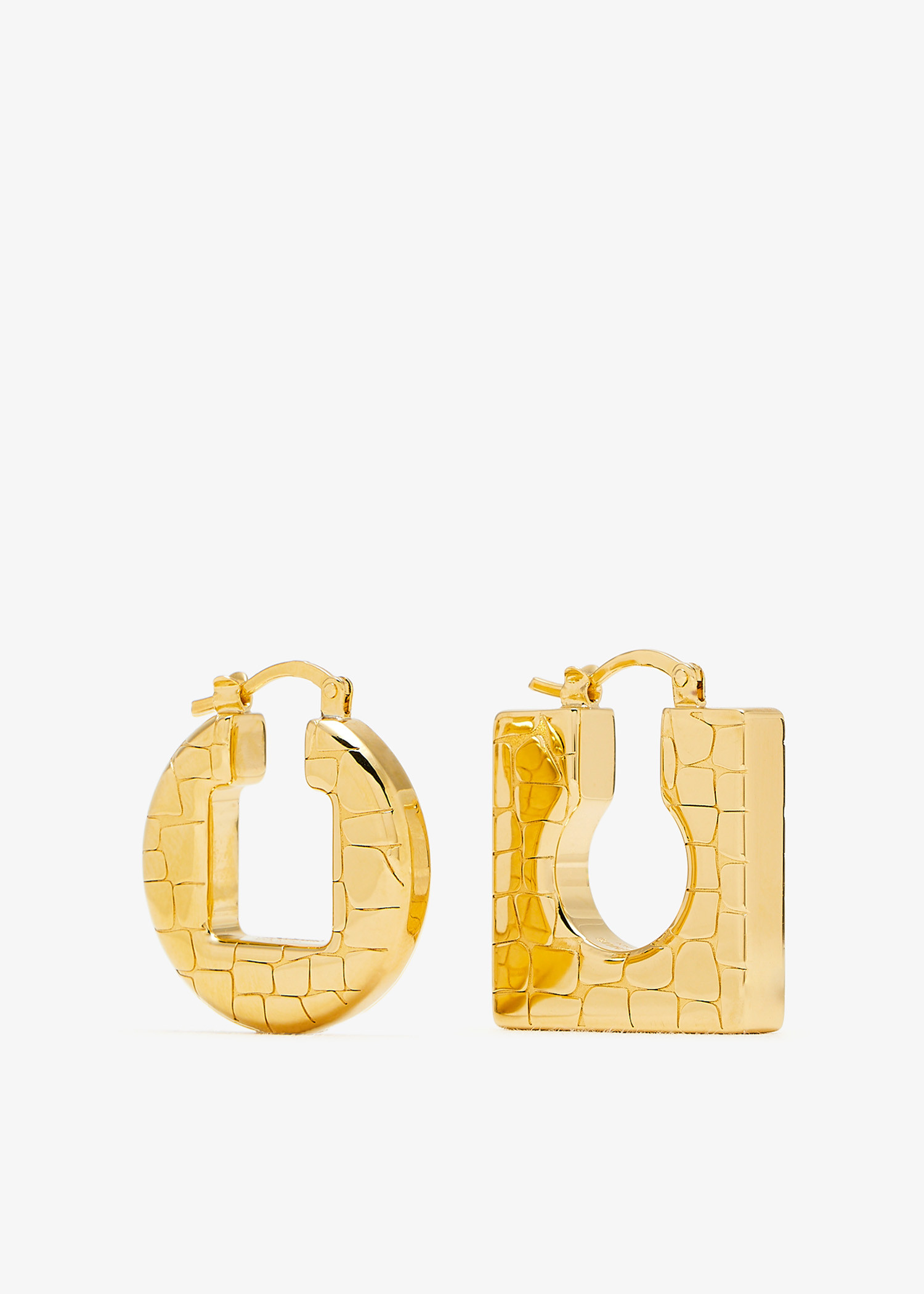 

Les Boucles Rond Carre earrings, Gold