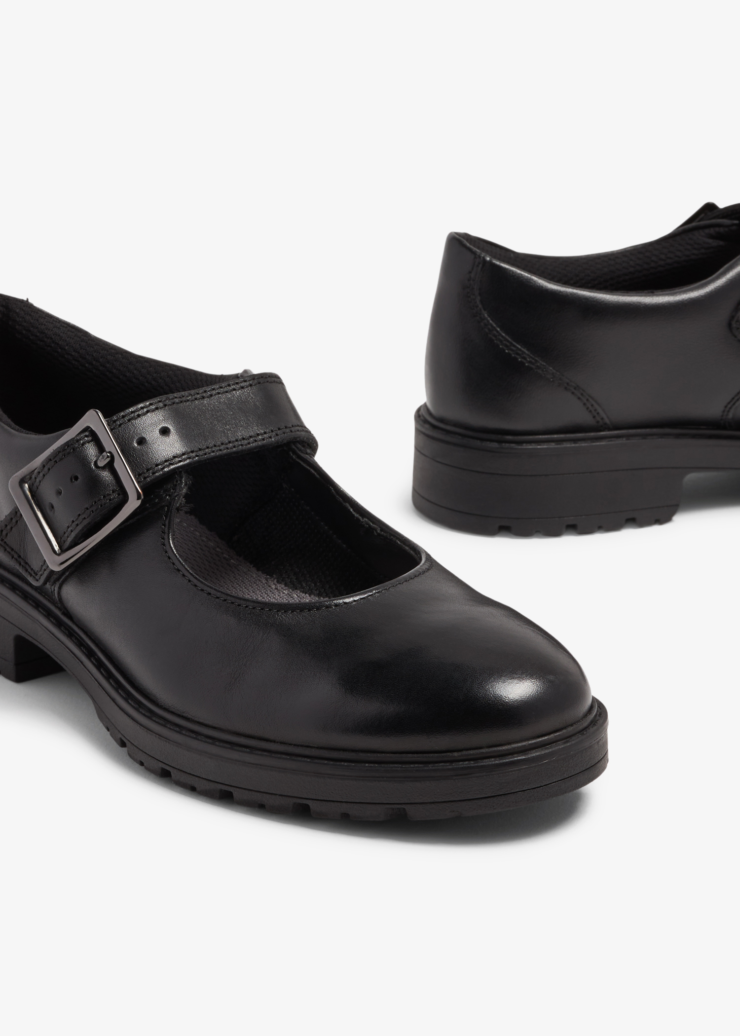 

Loxham Walk shoes, Black