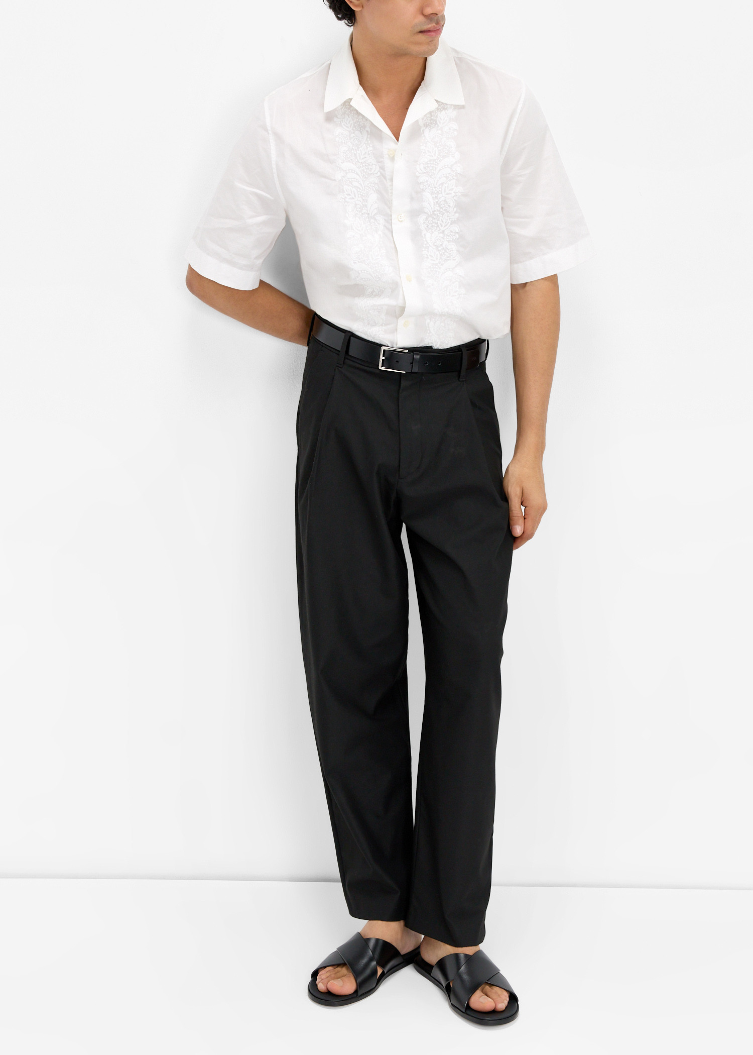 

Criss cross leather sandals, Black