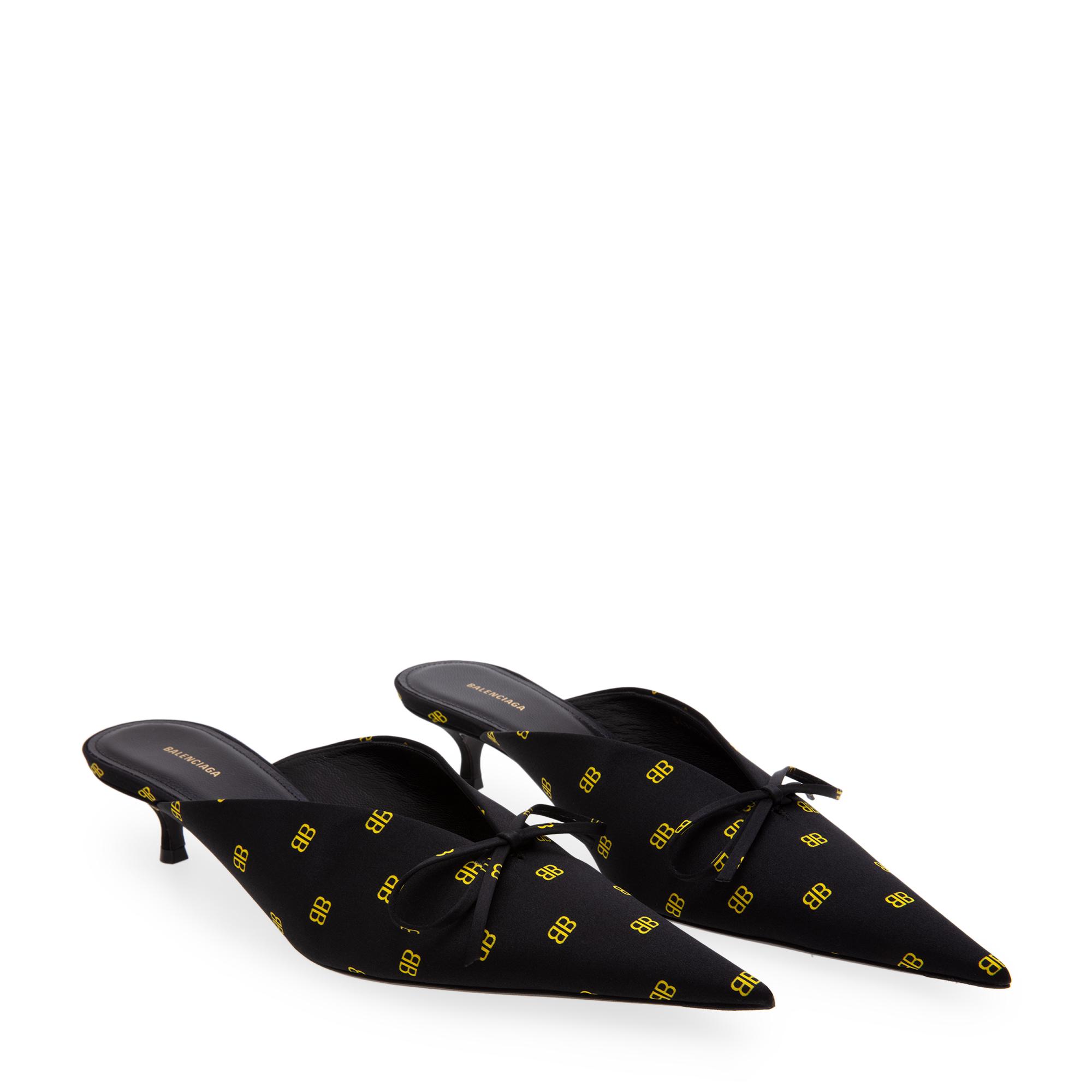 

Knife mules, Black