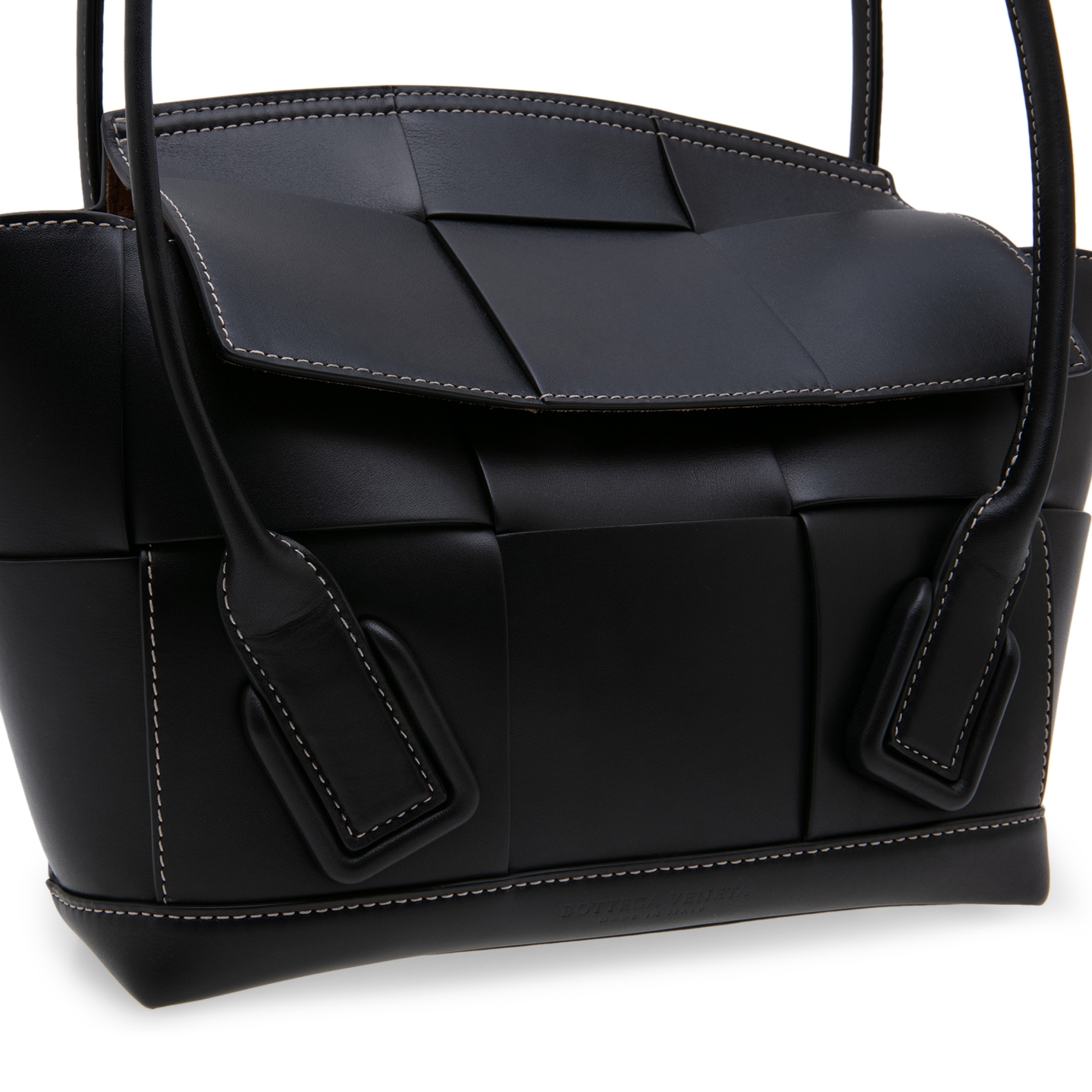 

The Arco 33 bag, Black