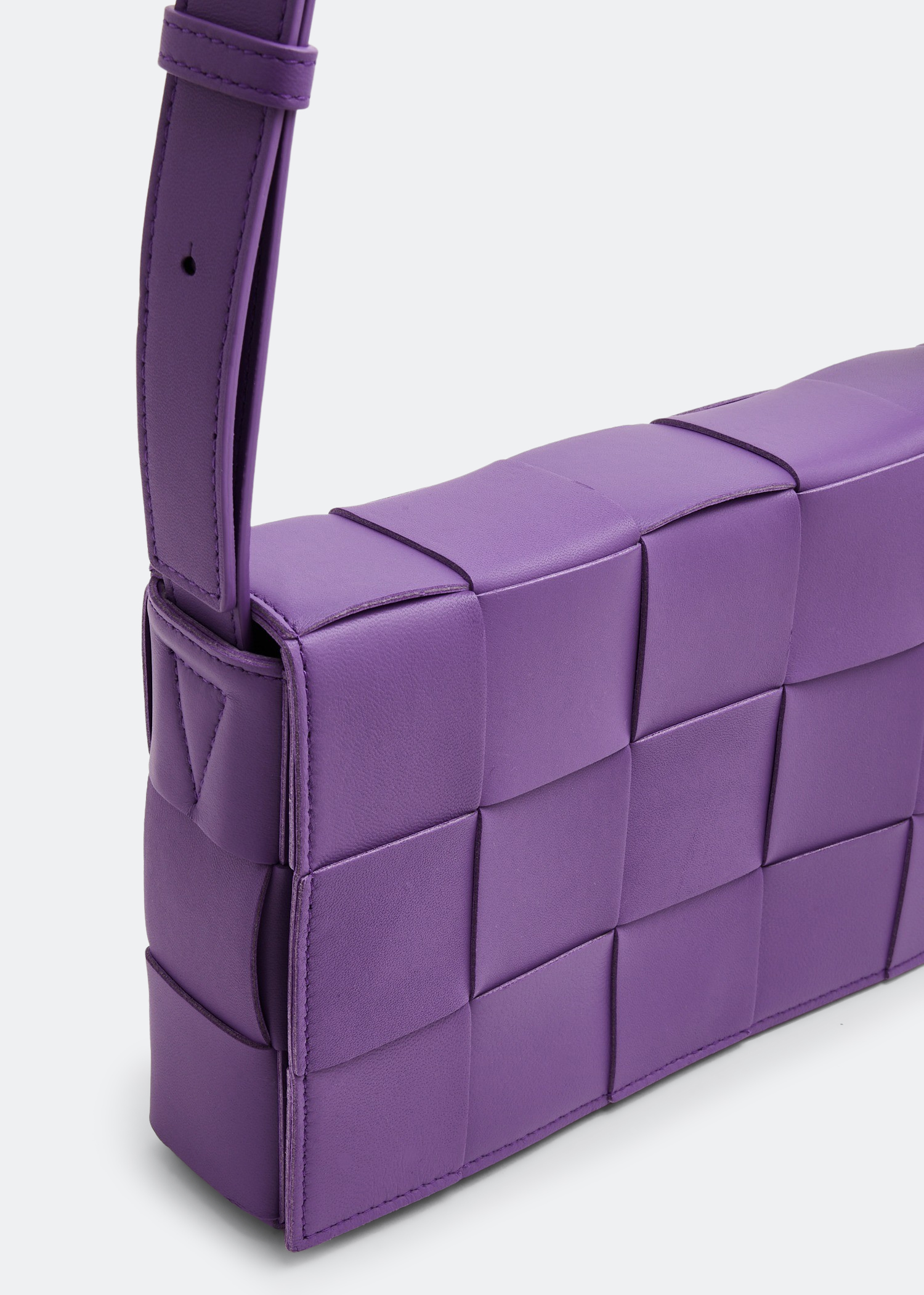 

Cassette bag, Purple