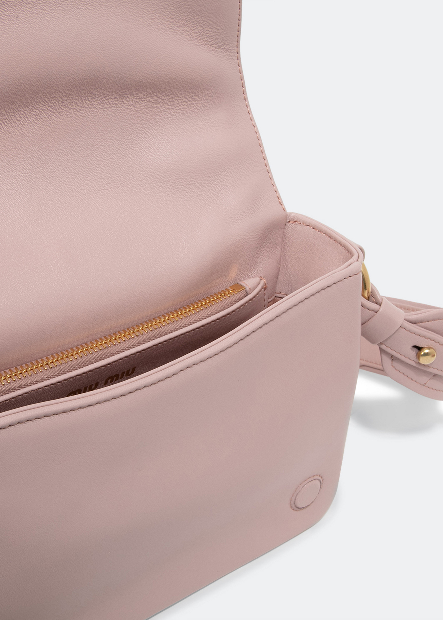 

Matelassé leather shoulder bag, Pink