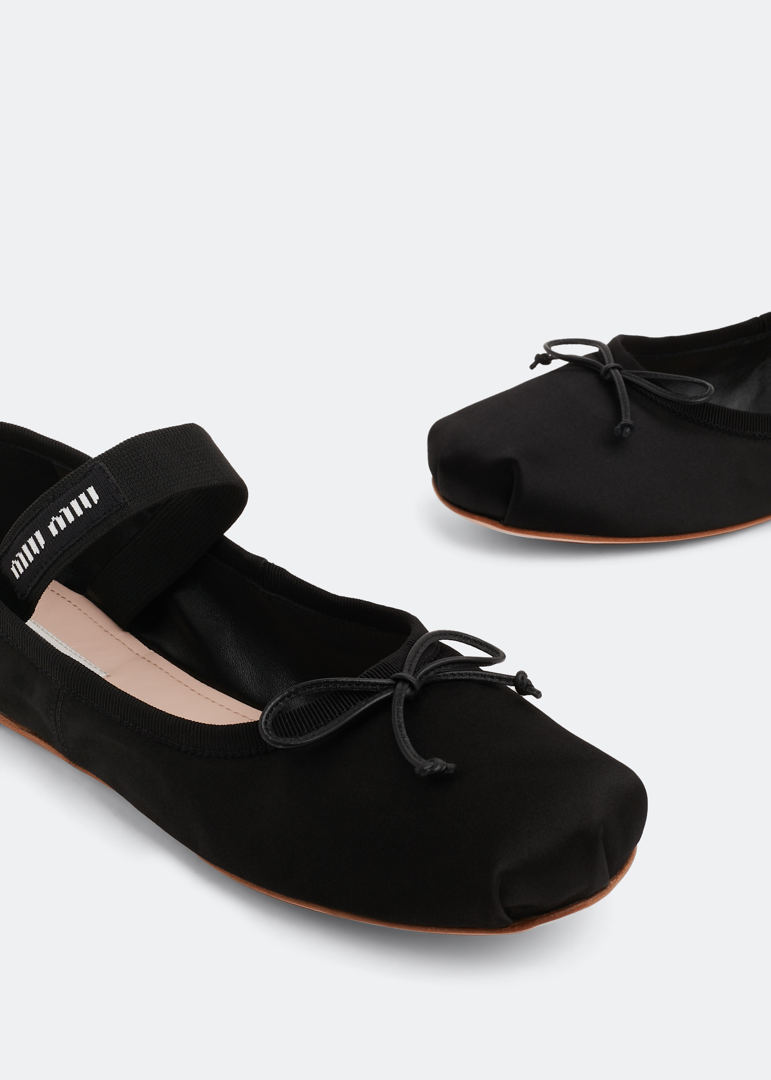 

Satin ballerinas, Black