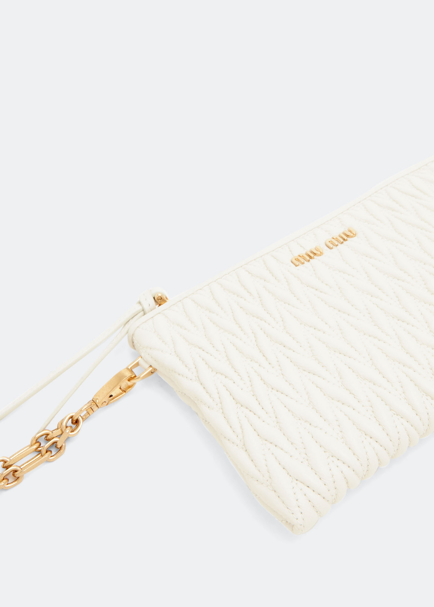 

Matelassé nappa leather pouch, White