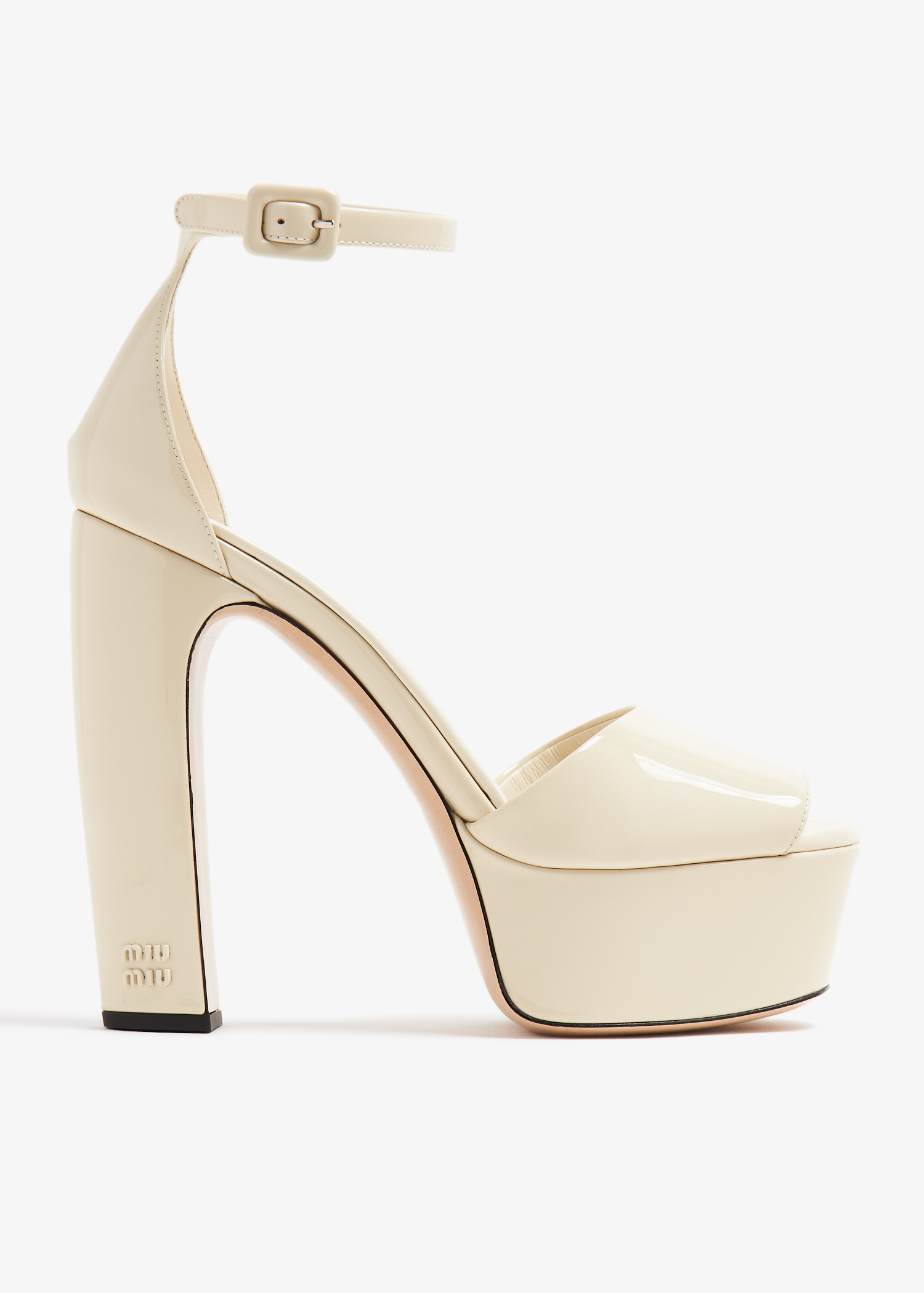 

Patent leather platform sandals, Beige