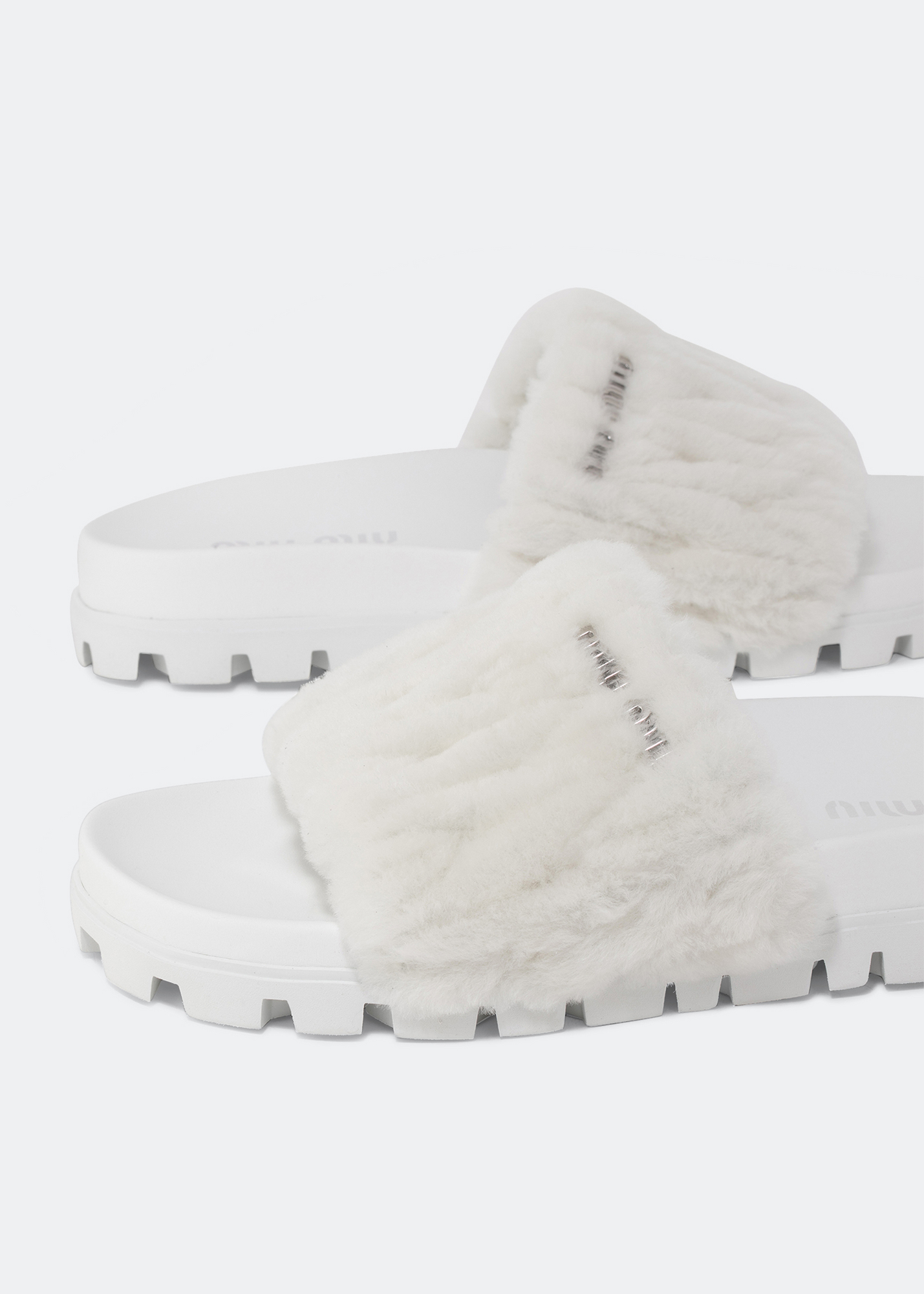 

Matelassé shearling slides, White