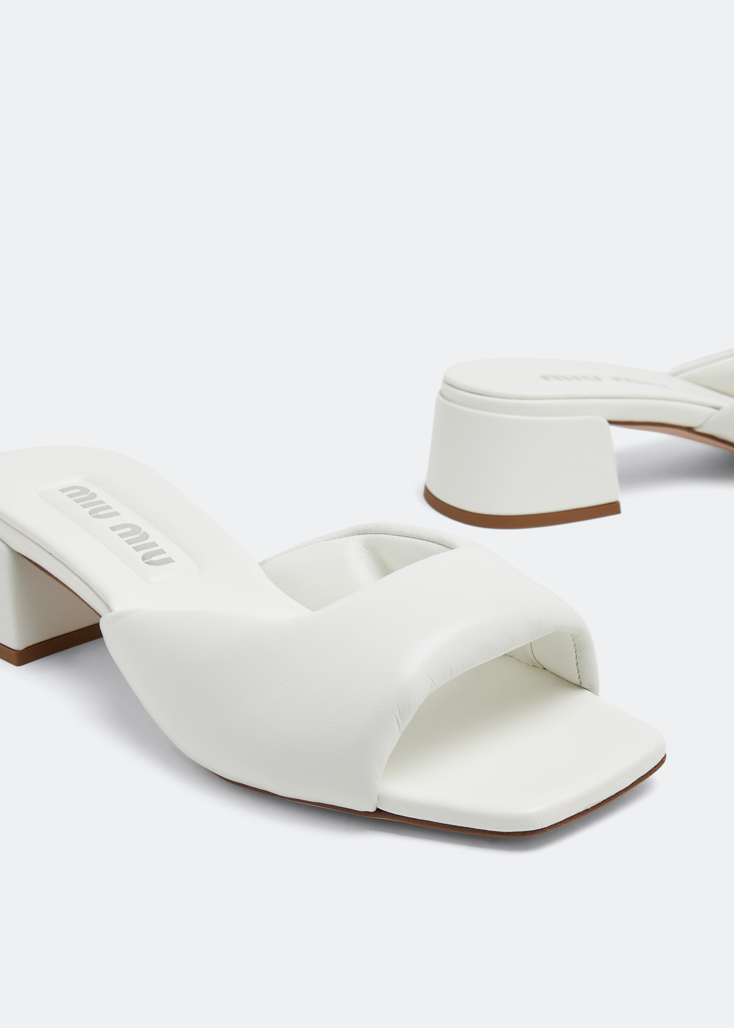 

Leather sandals, White