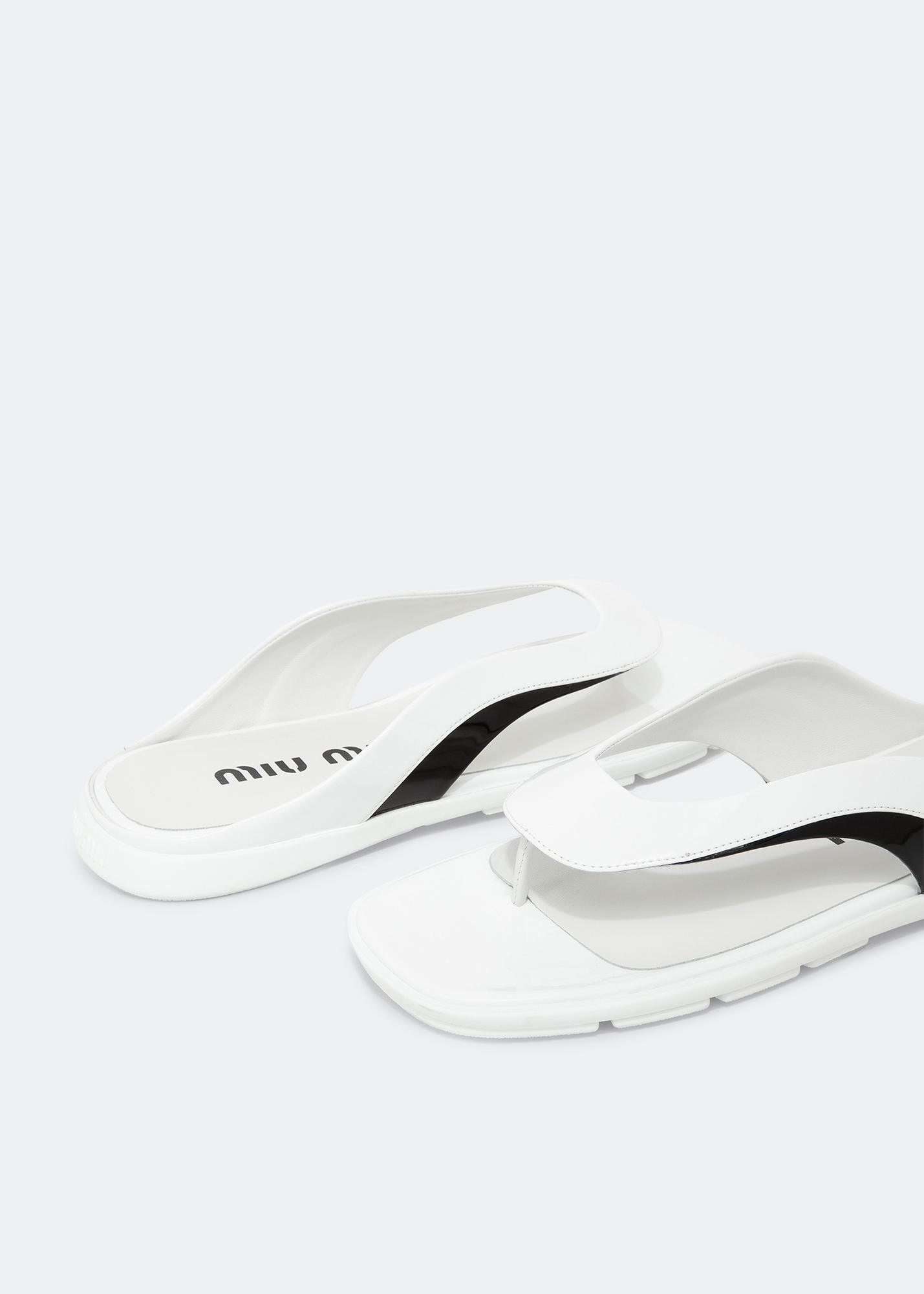 

Leather flat sandals, White