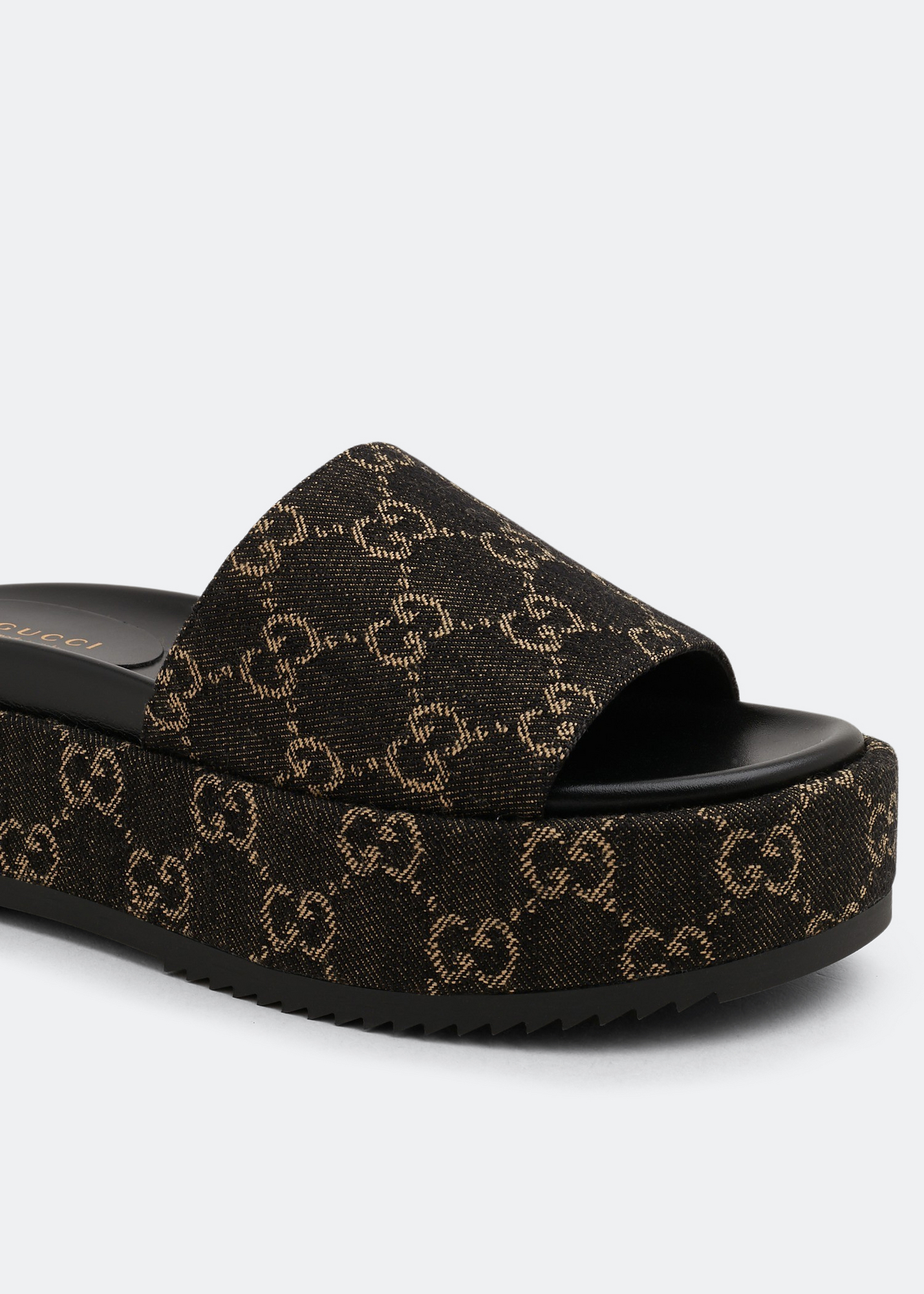 

Platform slide sandals, Black