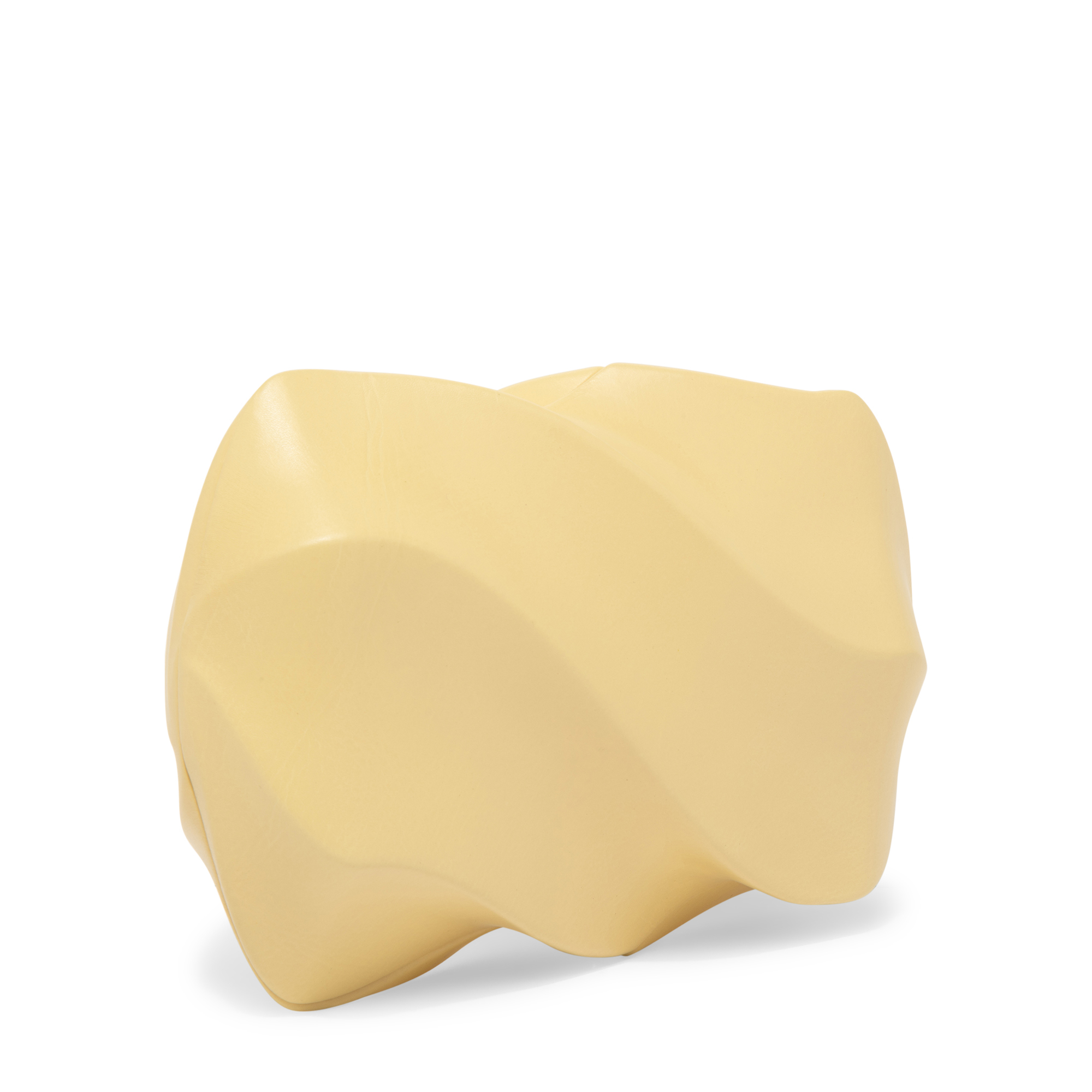 

The Whirl clutch, Yellow