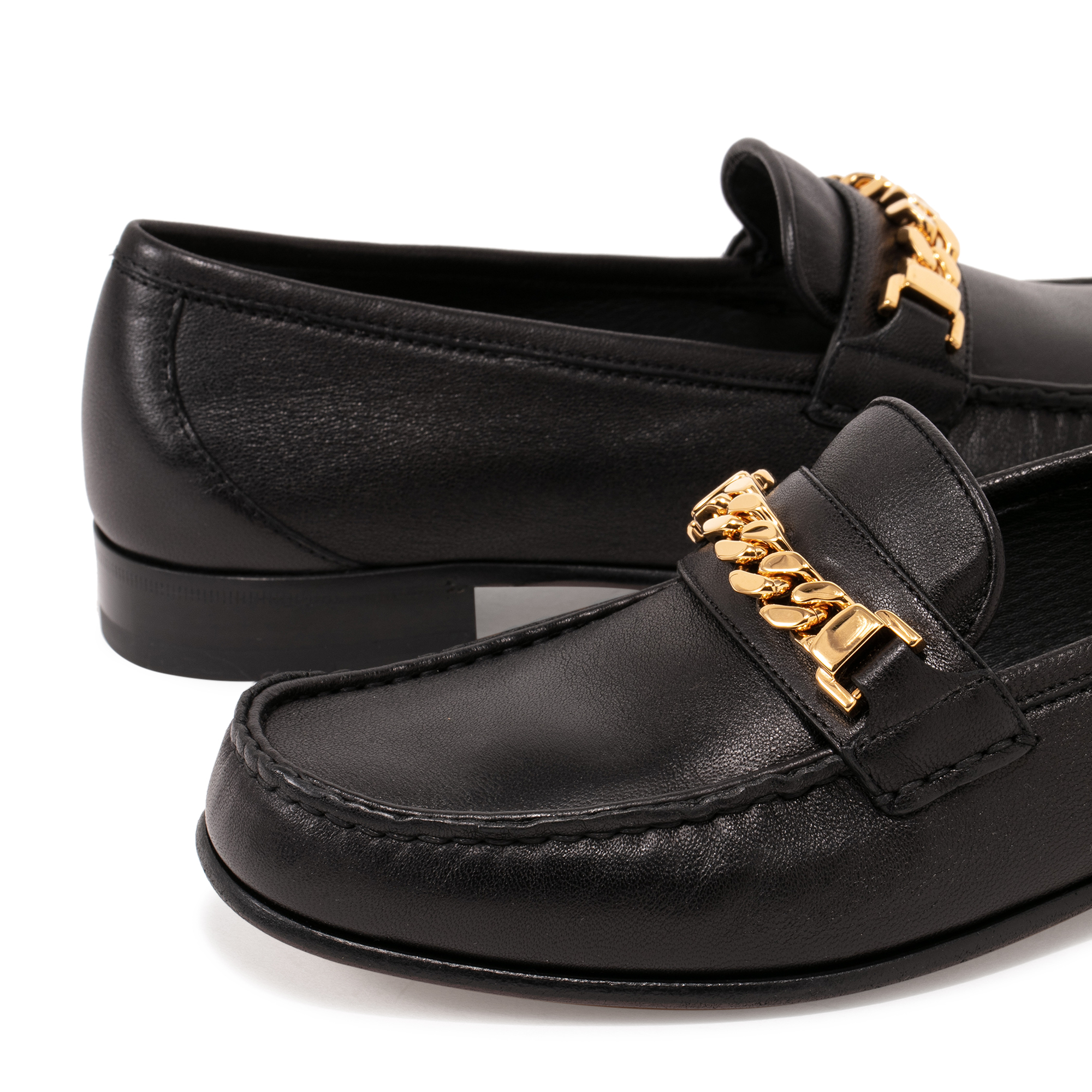 

Chain loafers, Black