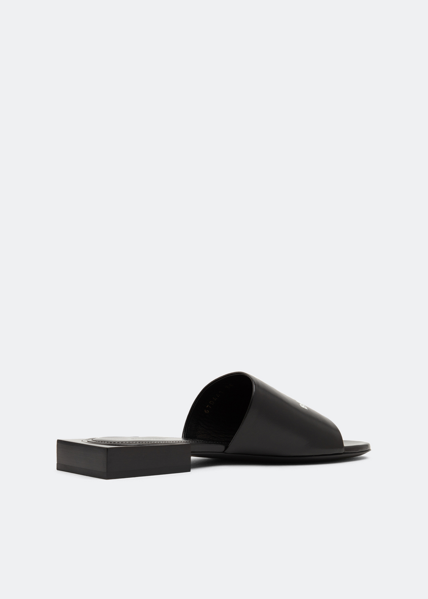 

Box sandals, Black
