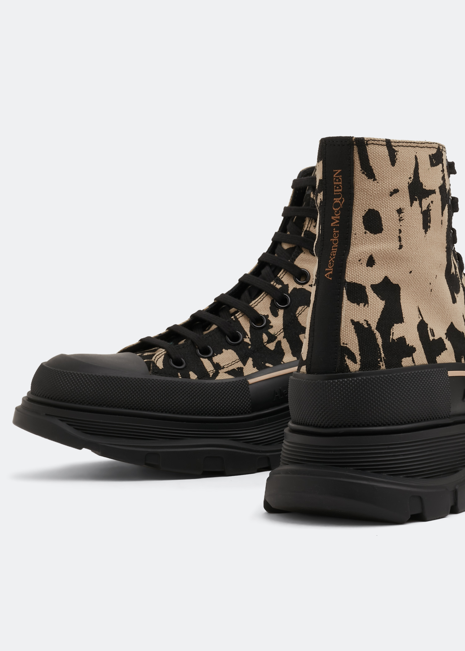 

Tread Slick boots, Beige