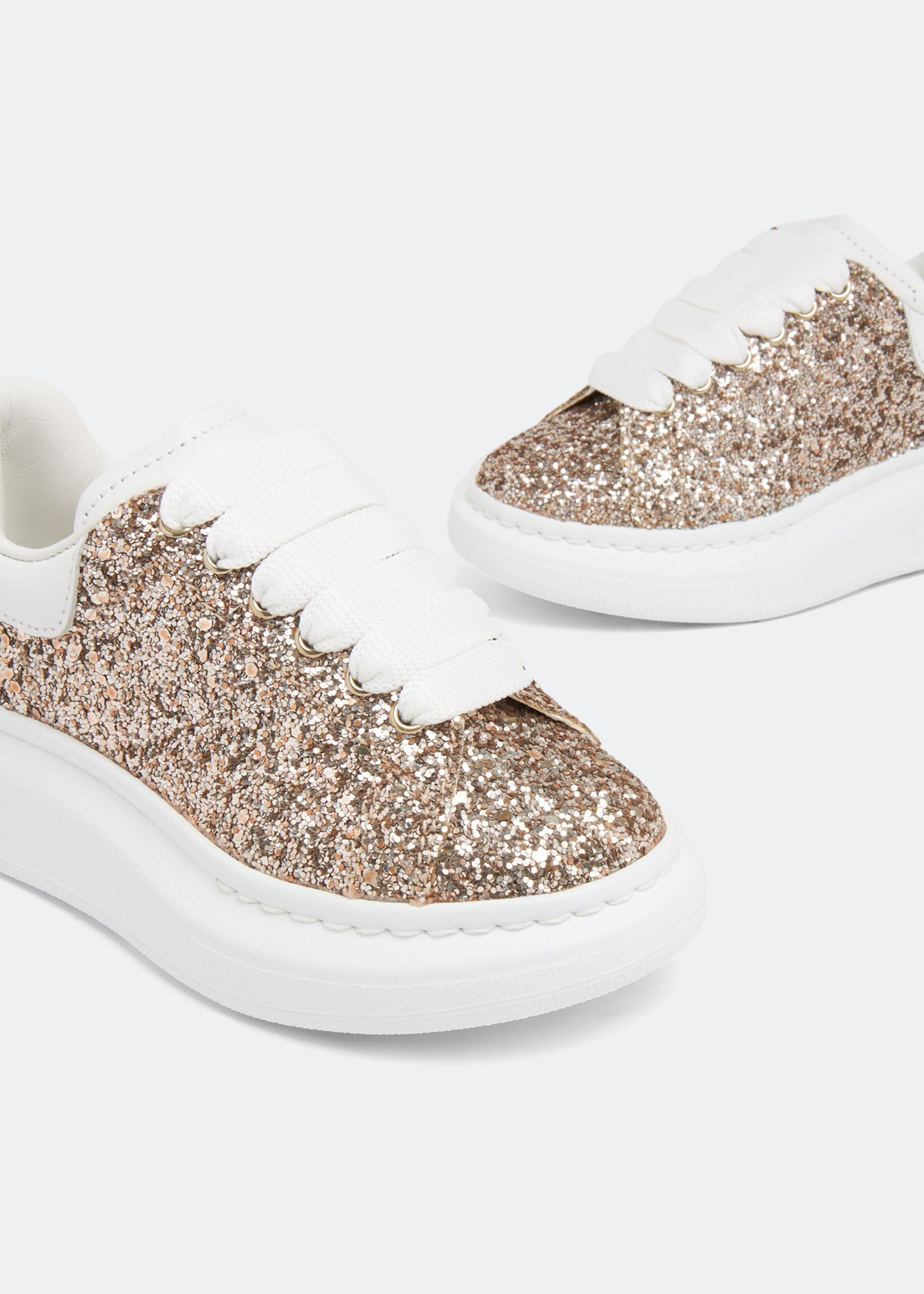 

Oversized sneakers, Gold