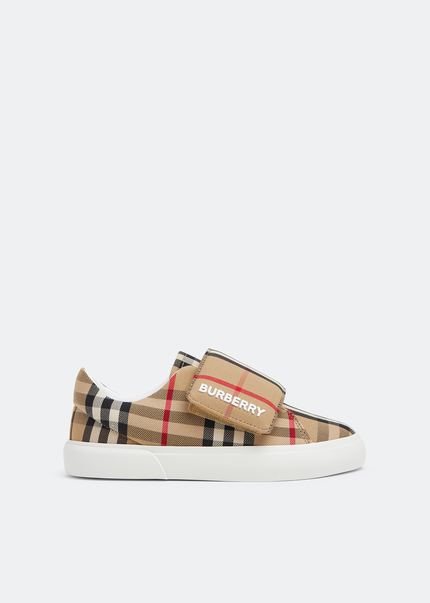 

James sneakers, Prints