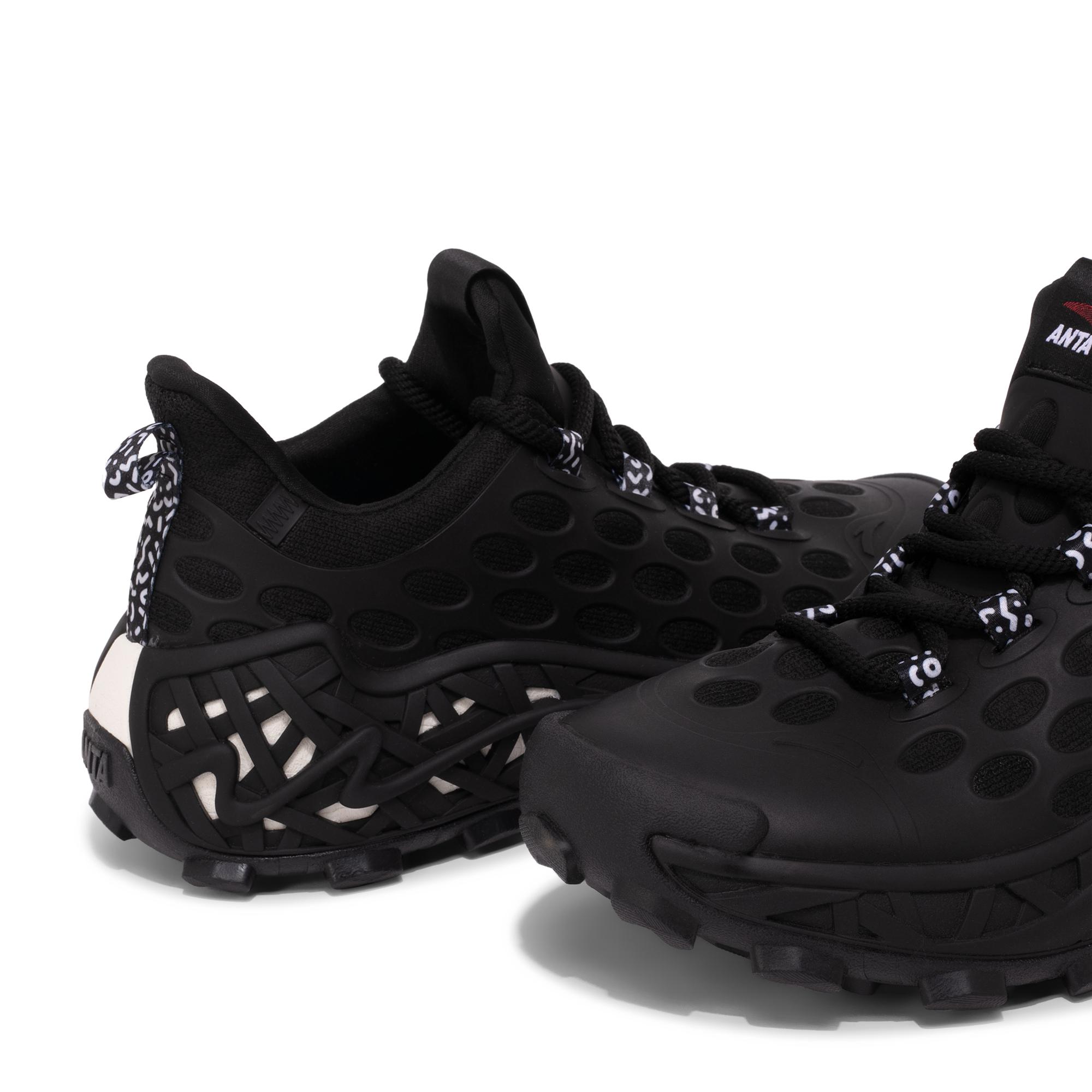 

x Salehe Bembury sneakers, Black