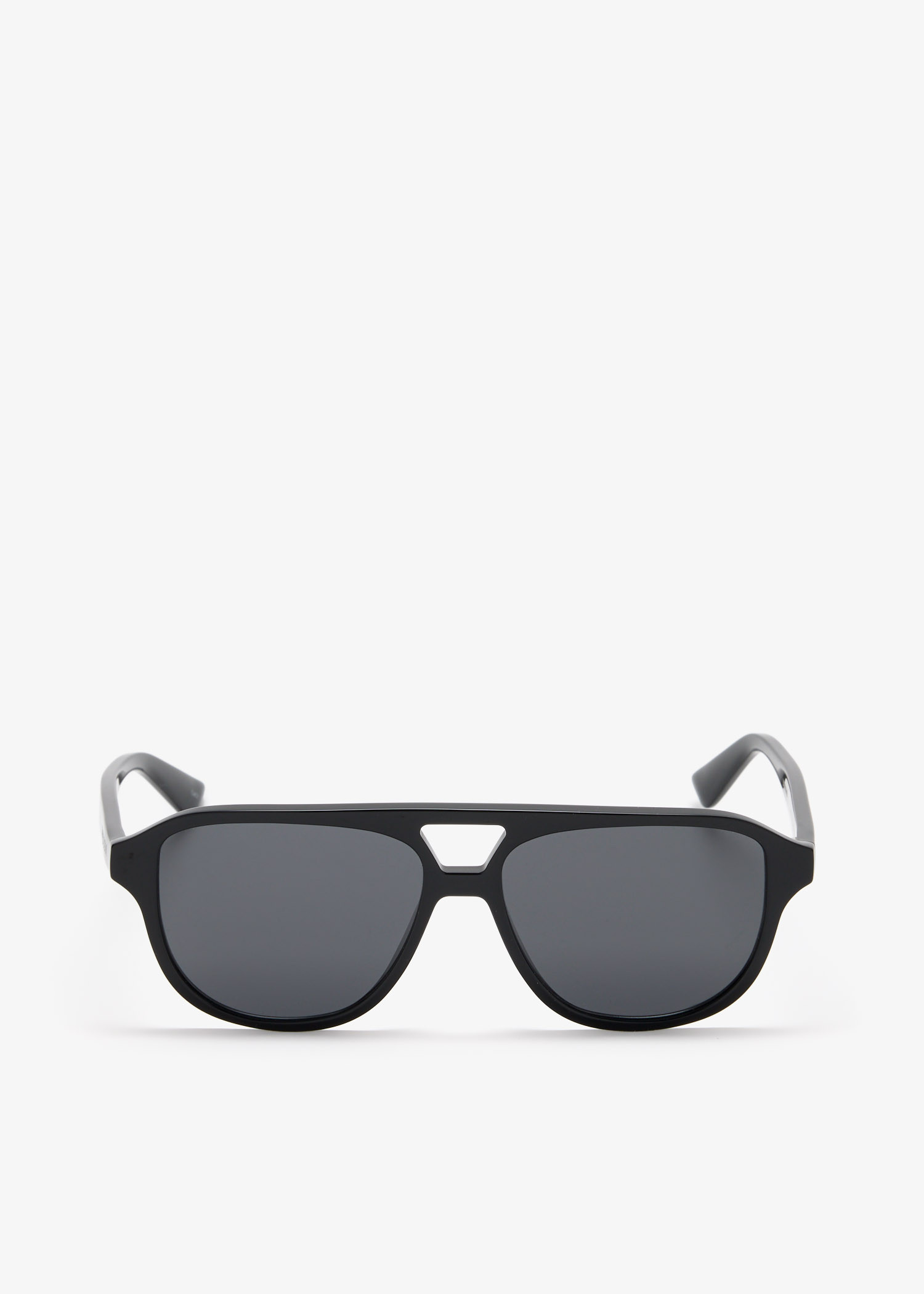 

Signature Essentials sunglasses, Black