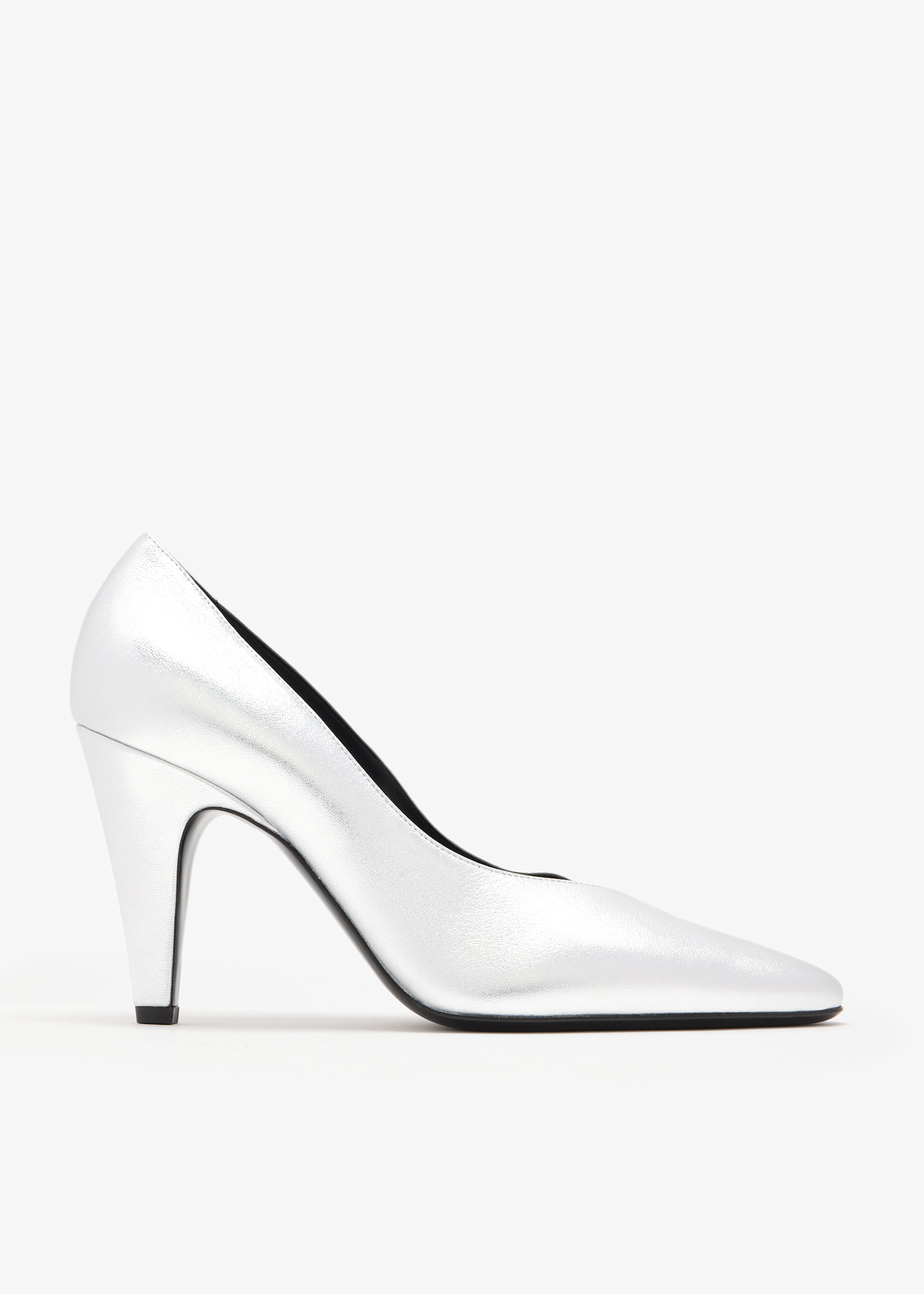 

Cone pumps, Silver