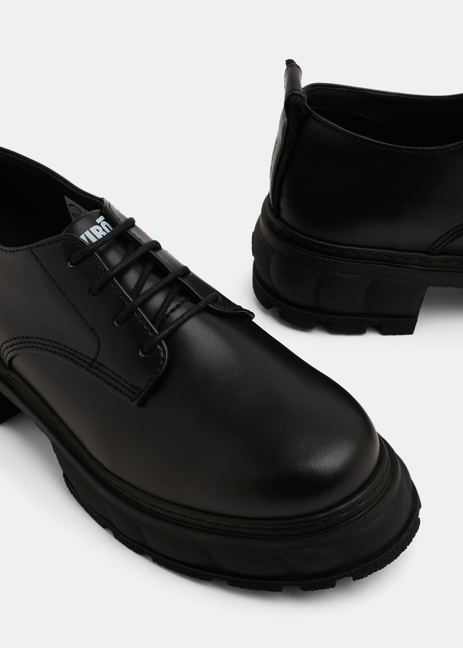 

Alter Oxford shoes, Black
