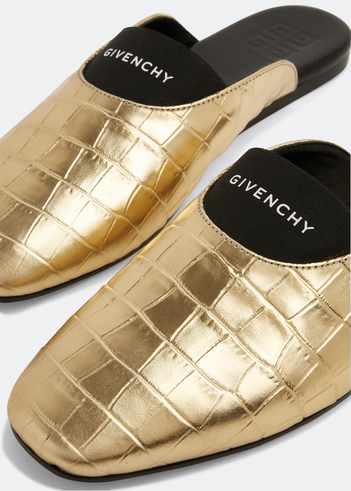 

New Bedford mules, Gold