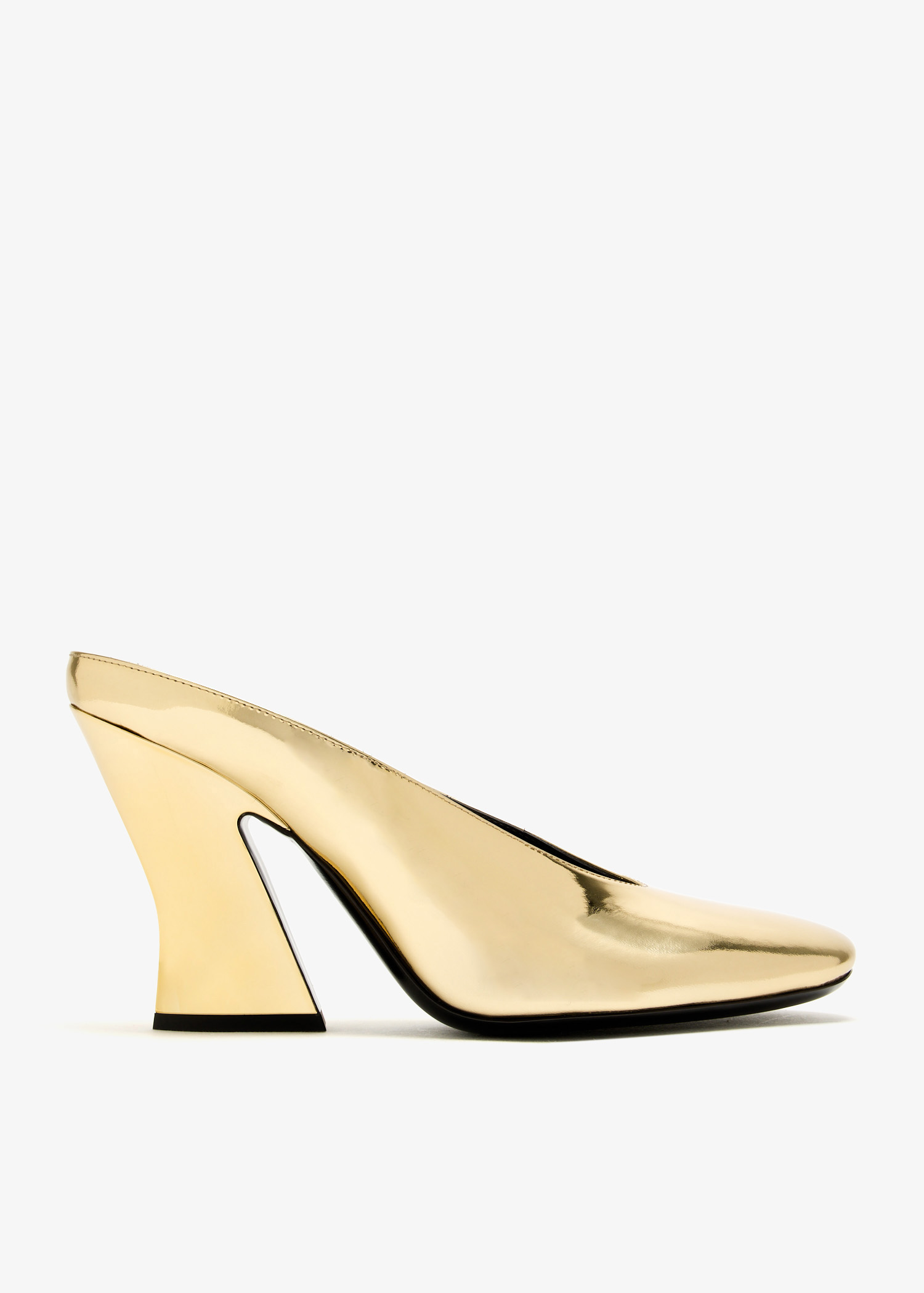 

Sculpted mules, Gold